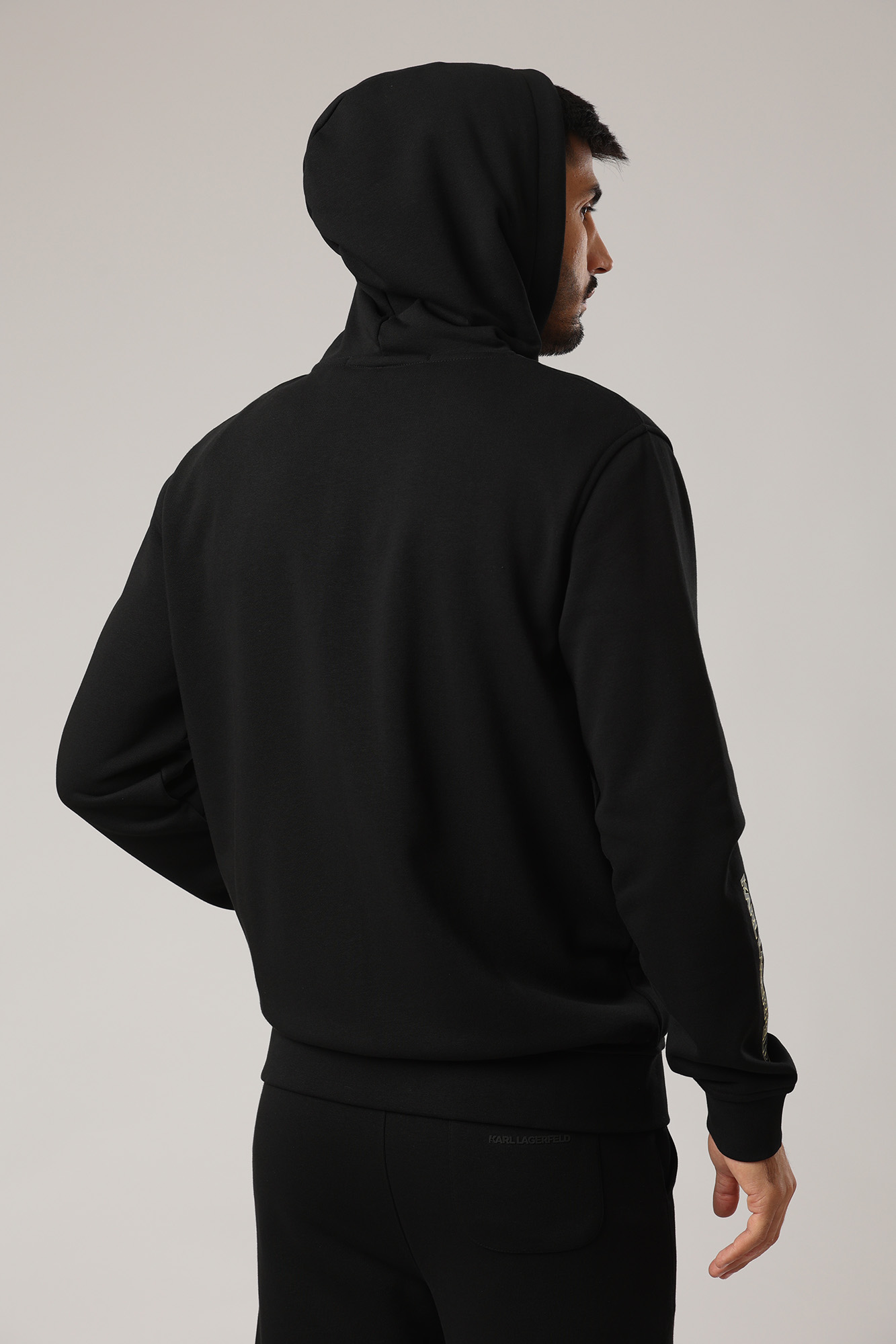 523900_705403 Толстовка Karl Lagerfeld Черный