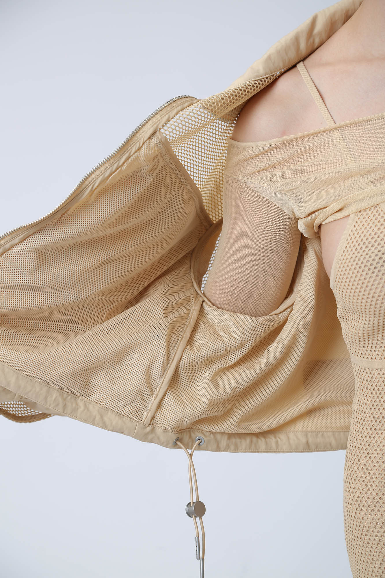 J20J222700 ветровка calvin klein jeans 