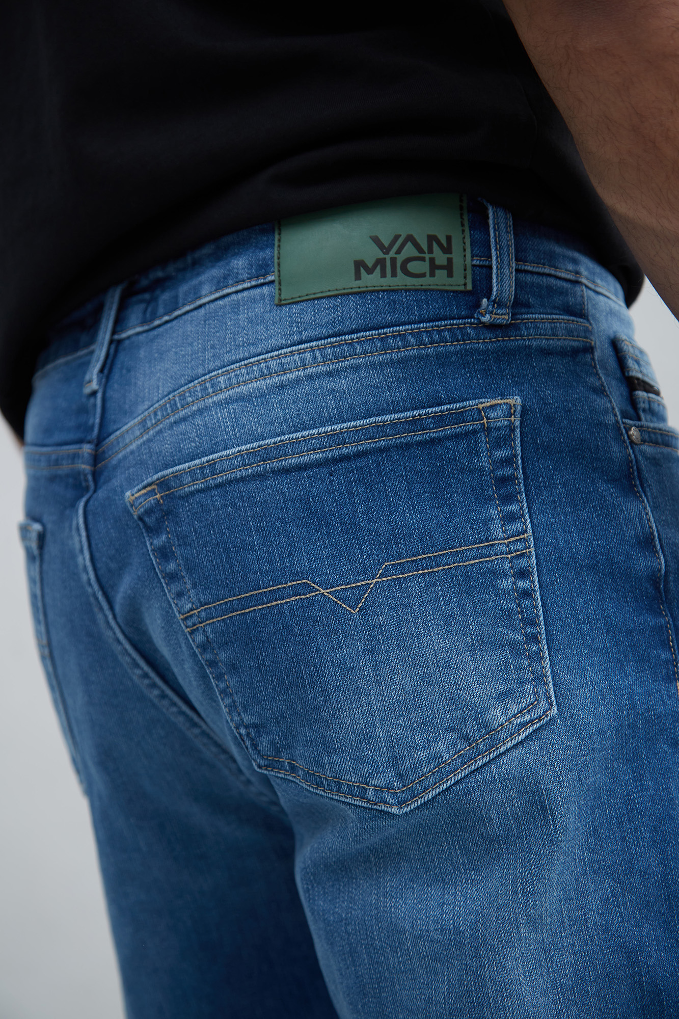 VM-231-33-014 Джинсы Regular Taper  Van Mich Синий