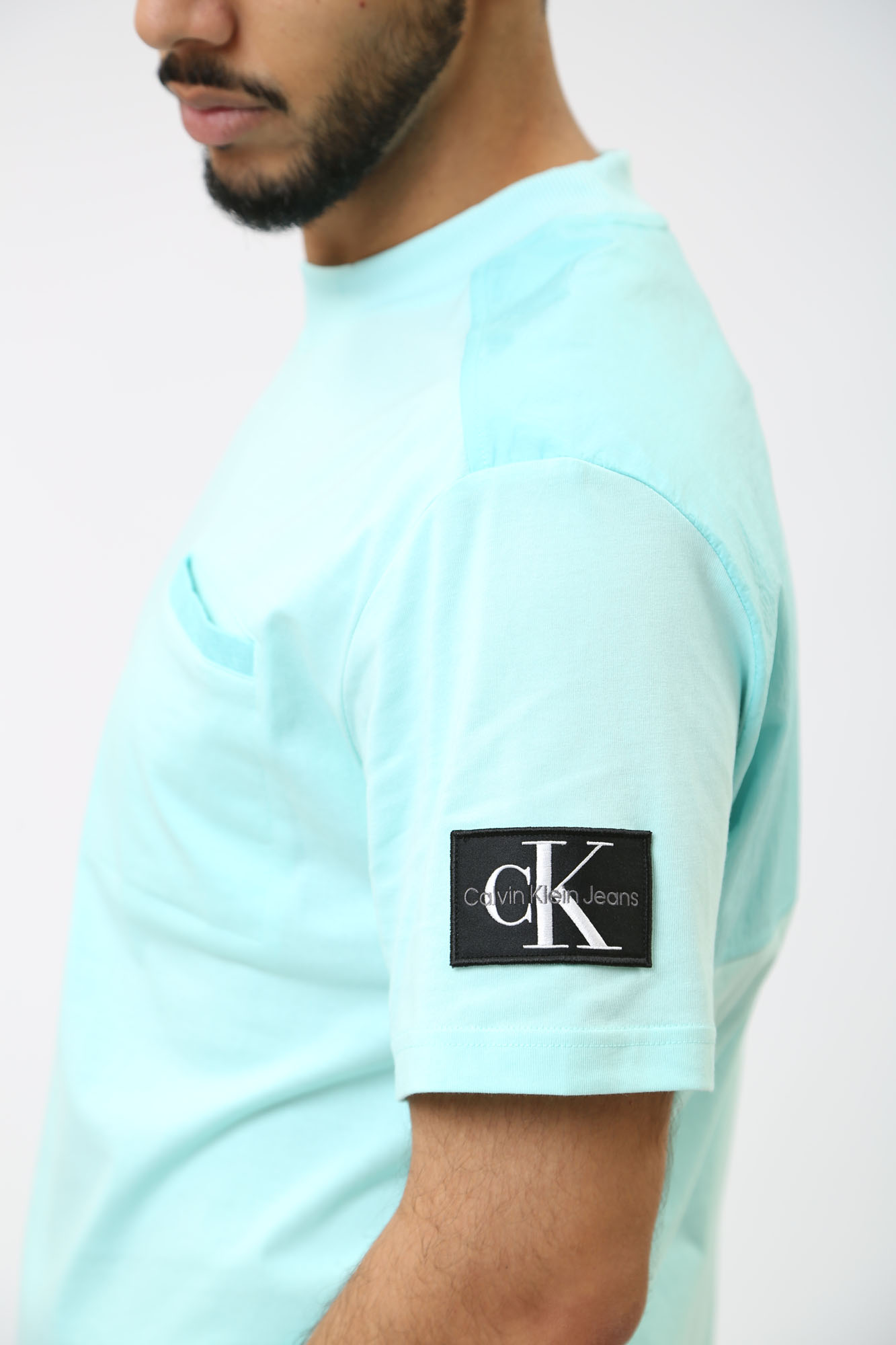 J30J325215 Футболка Calvin Klein Jeans Голубой