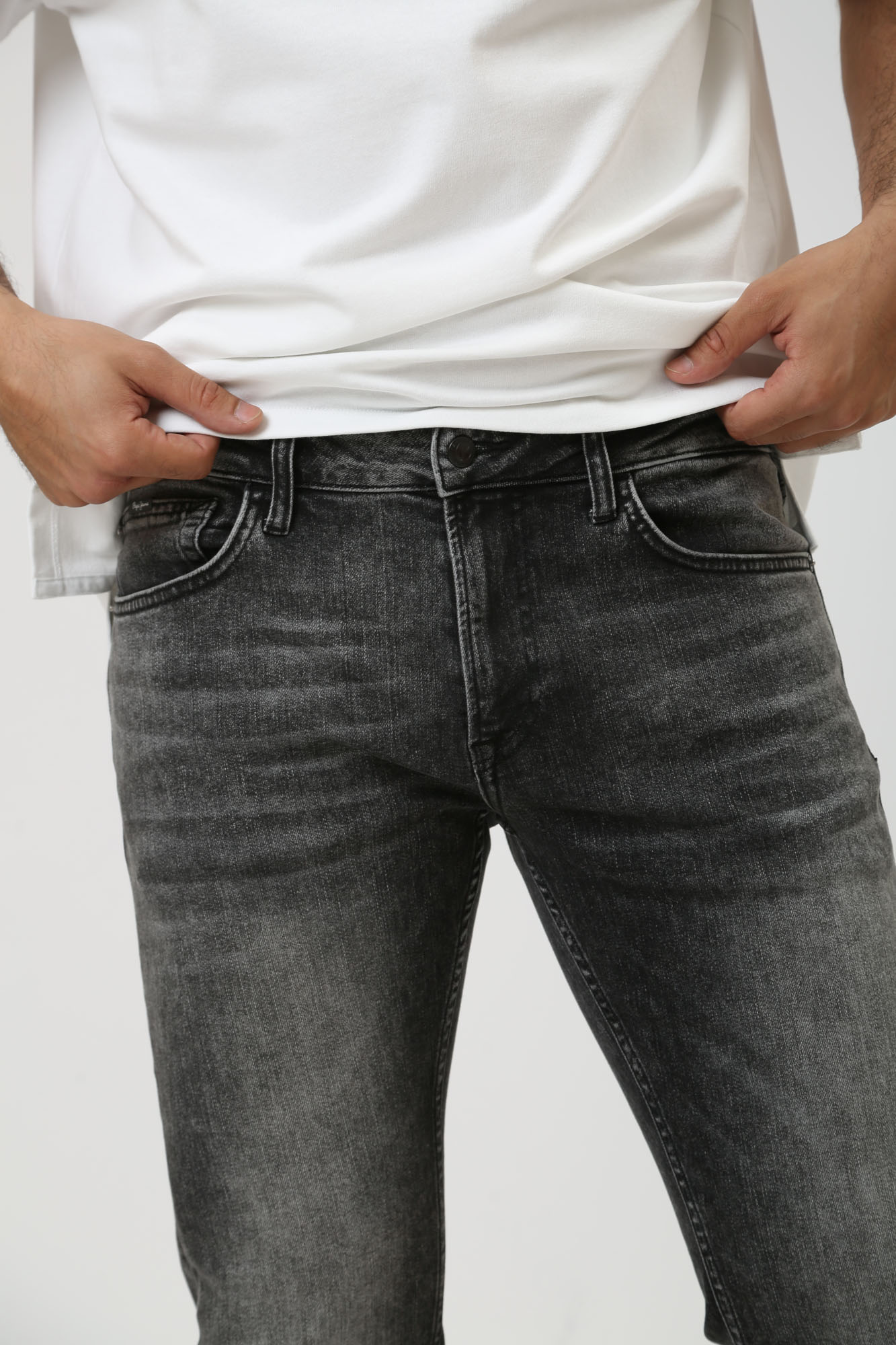 PM207396 Джинсы TAPERED JEANS ACID  Pepe Jeans Серый