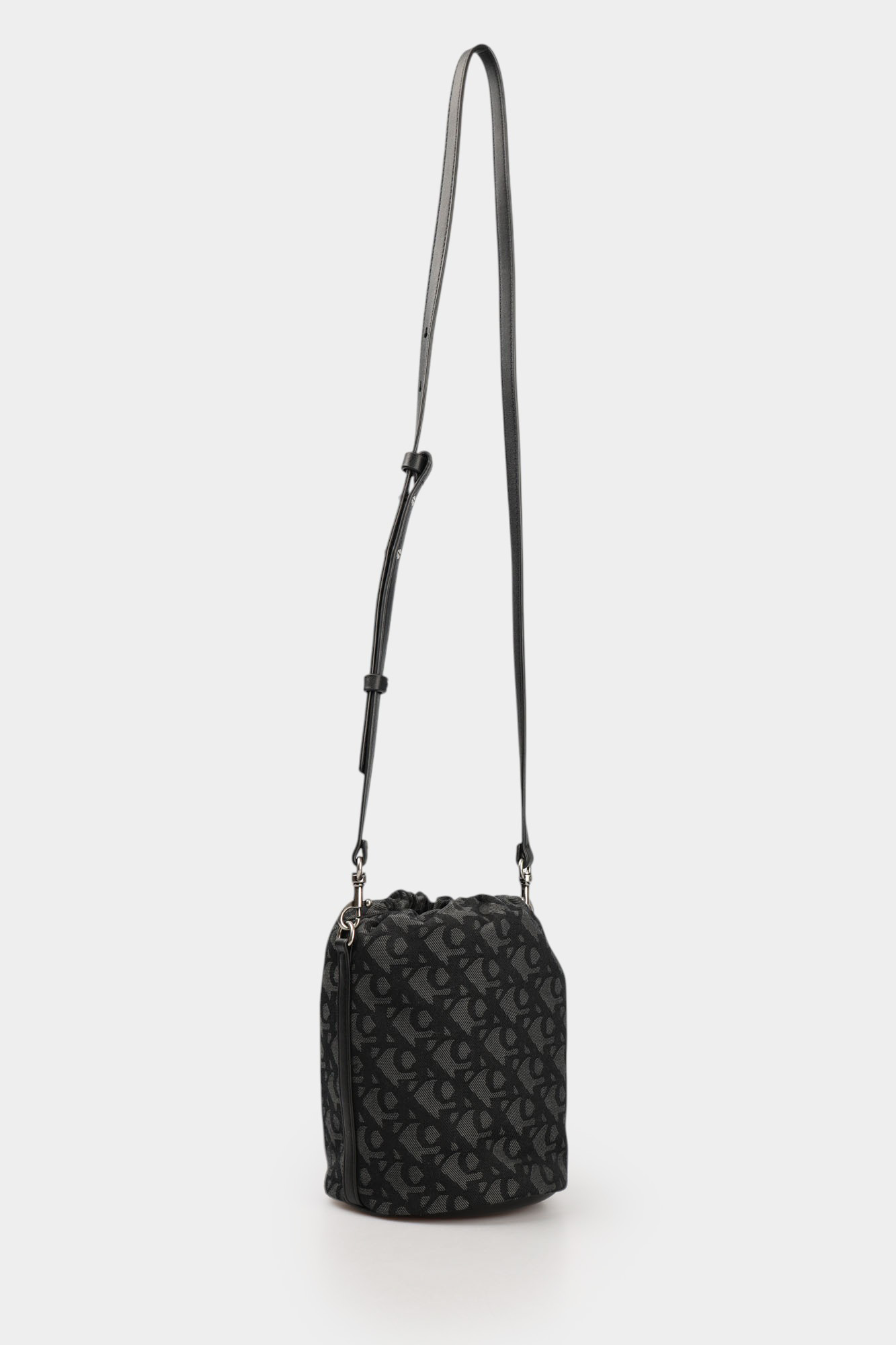 LV04F3208G Сумка Calvin Klein Jeans Черный