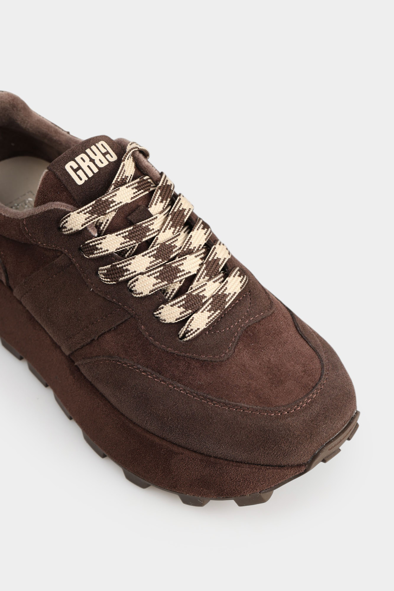 S8-2800-1 Кроссовки Graciana Коричневый