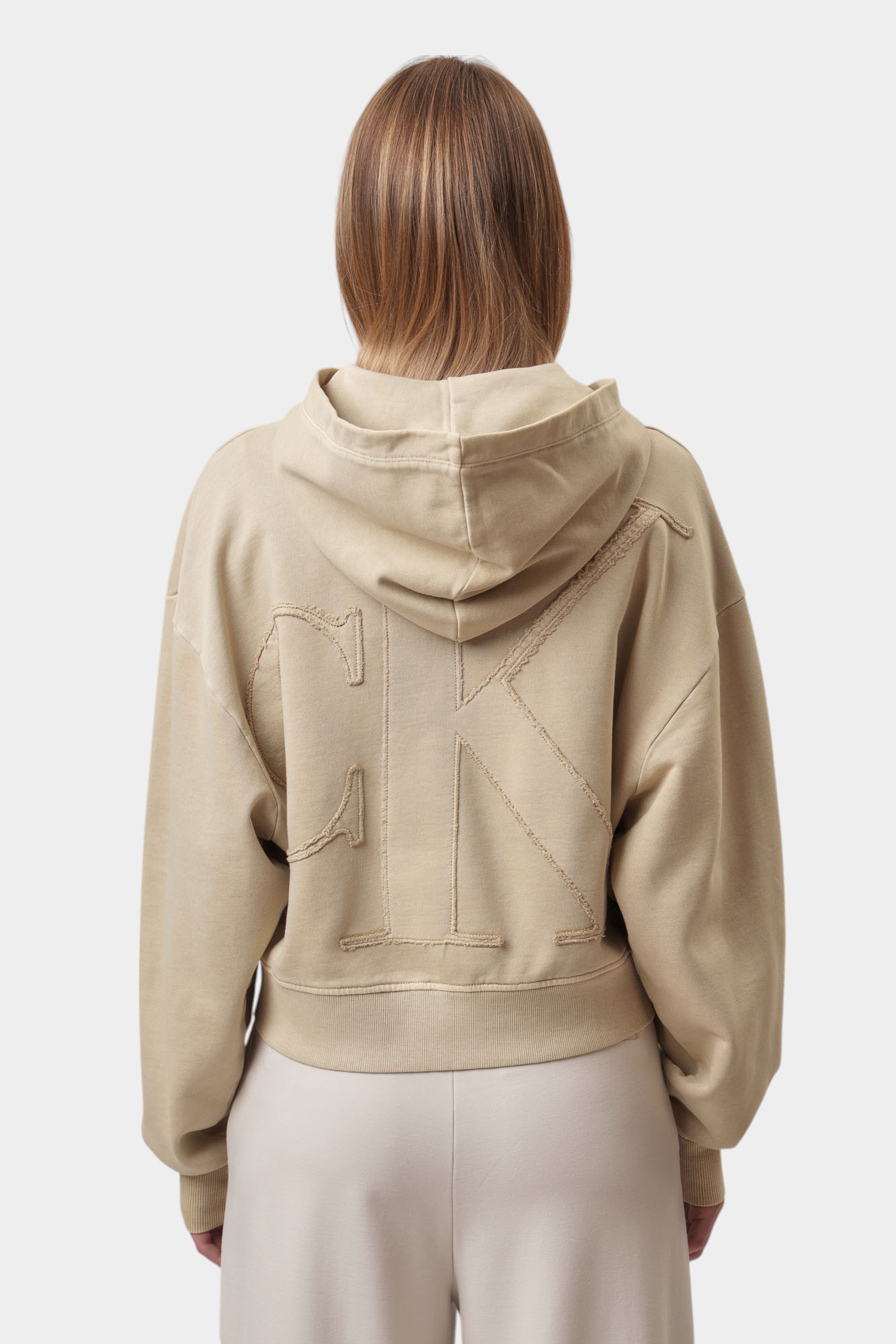 J20J225523 толстовка с/к calvin klein jeans 