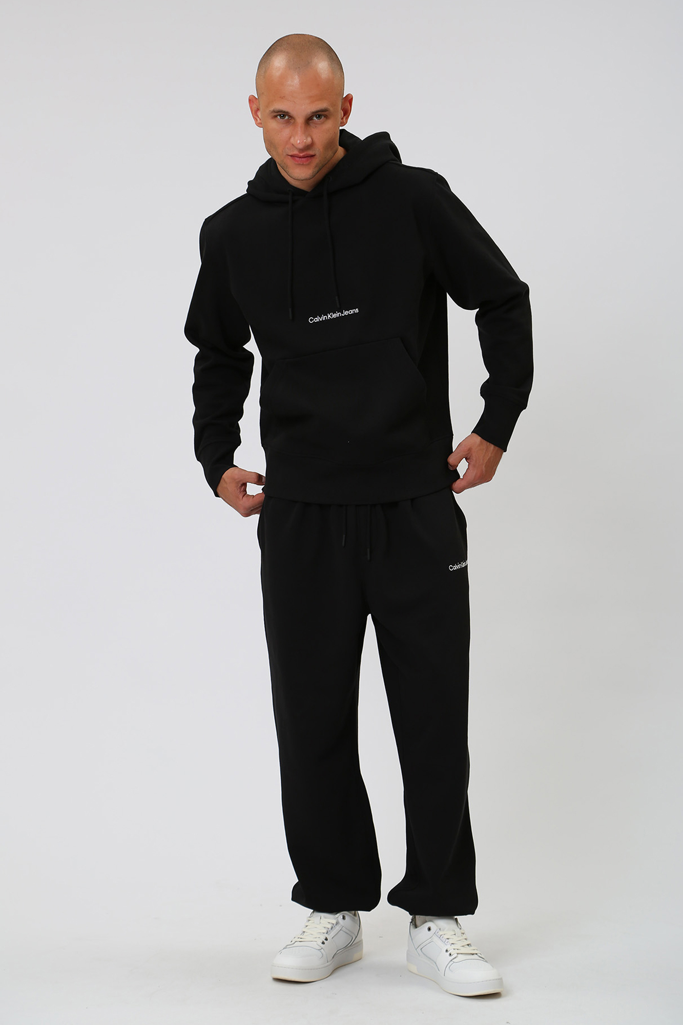 J30J322894 Худи Calvin Klein Jeans Черный