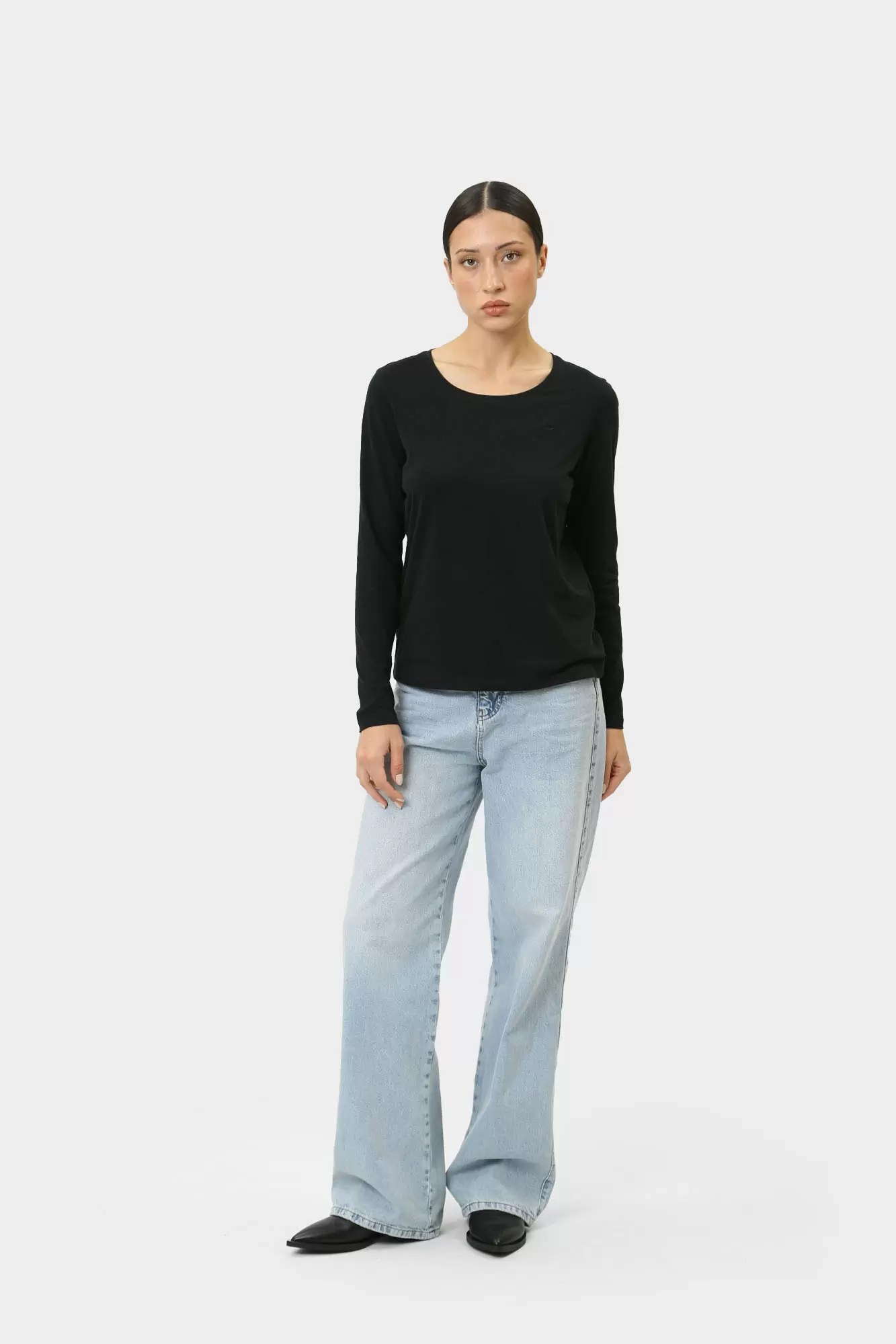 1013931 лонгслив mustang 