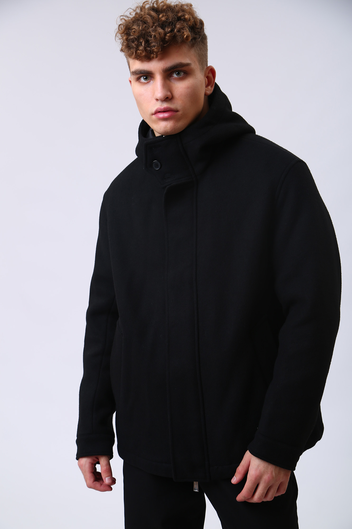 6LZB30_ZNIKZ Куртка Armani Exchange Черный