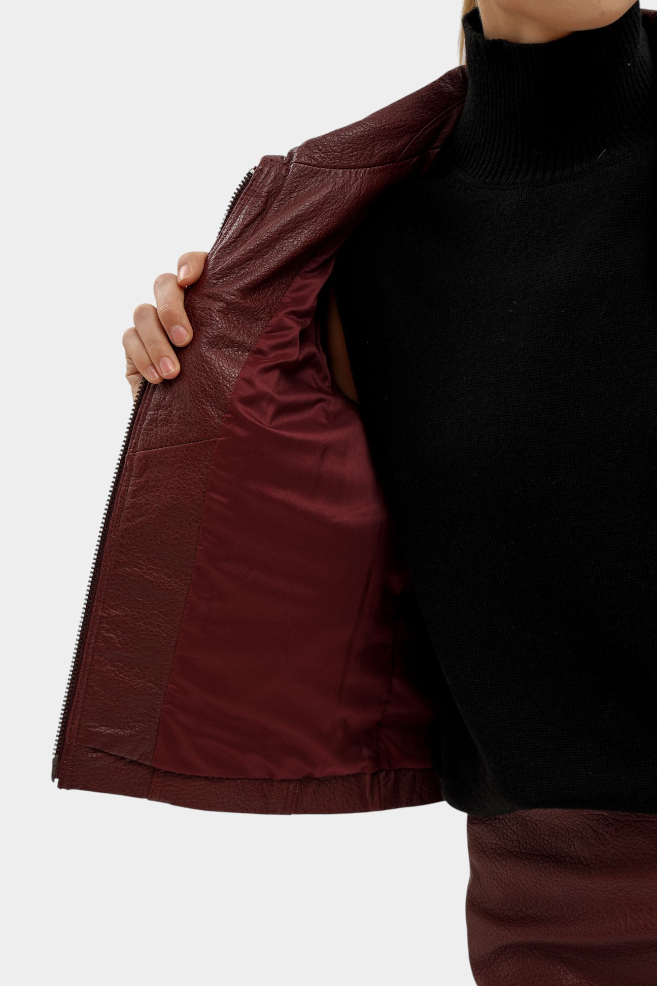 XW000654_AF16212 кожаная куртка armani exchange 