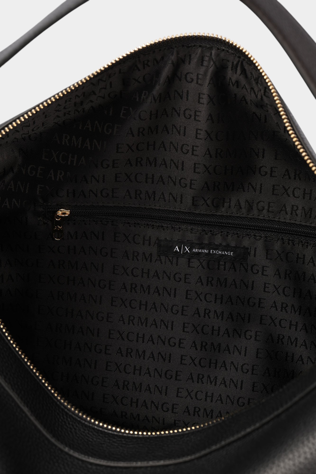 XW000915_AF11902 Сумка Armani Exchange Черный