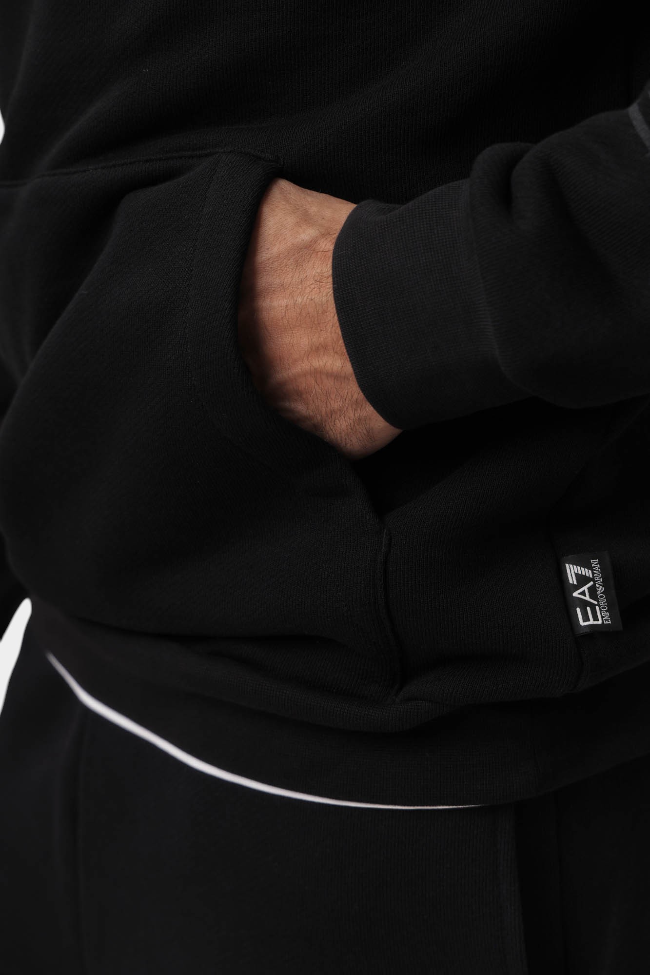 6DUM15_PJOPZ Худи EA7 Черный