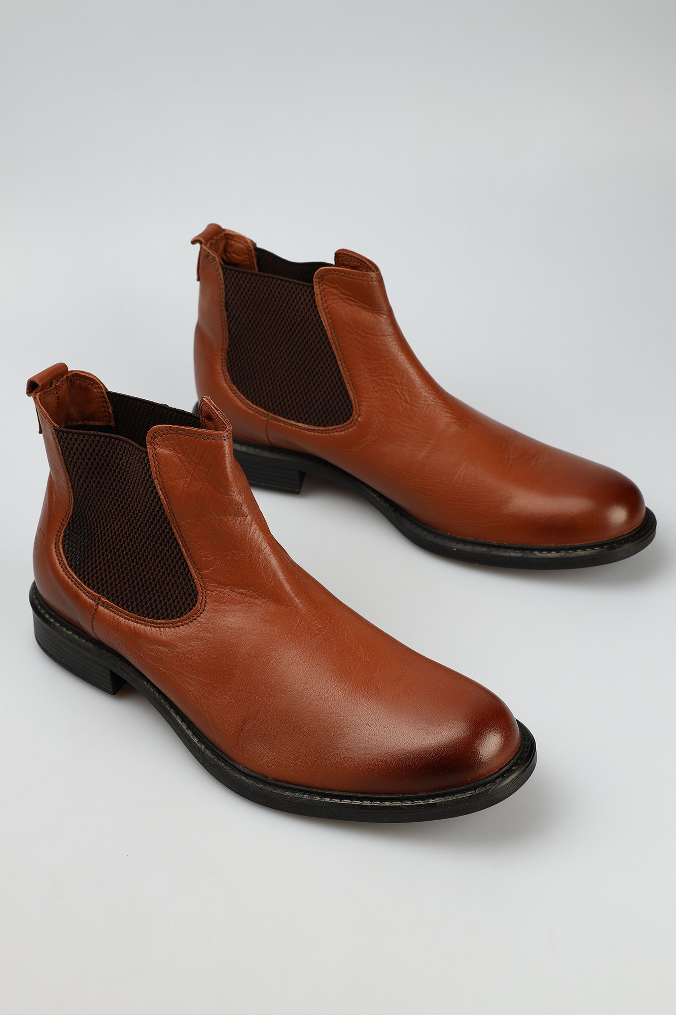 4937-501 Ботинки челси Mustang Коричневый