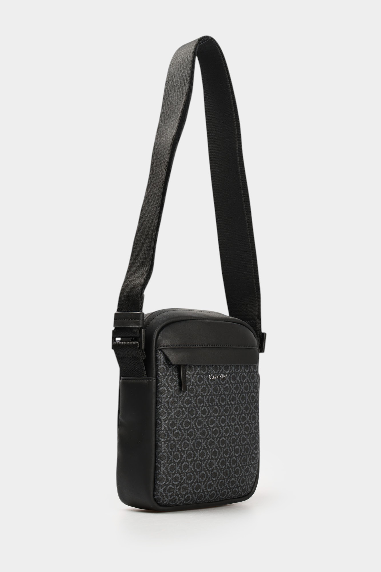 LV04D3089G Сумка Calvin Klein Jeans Черный