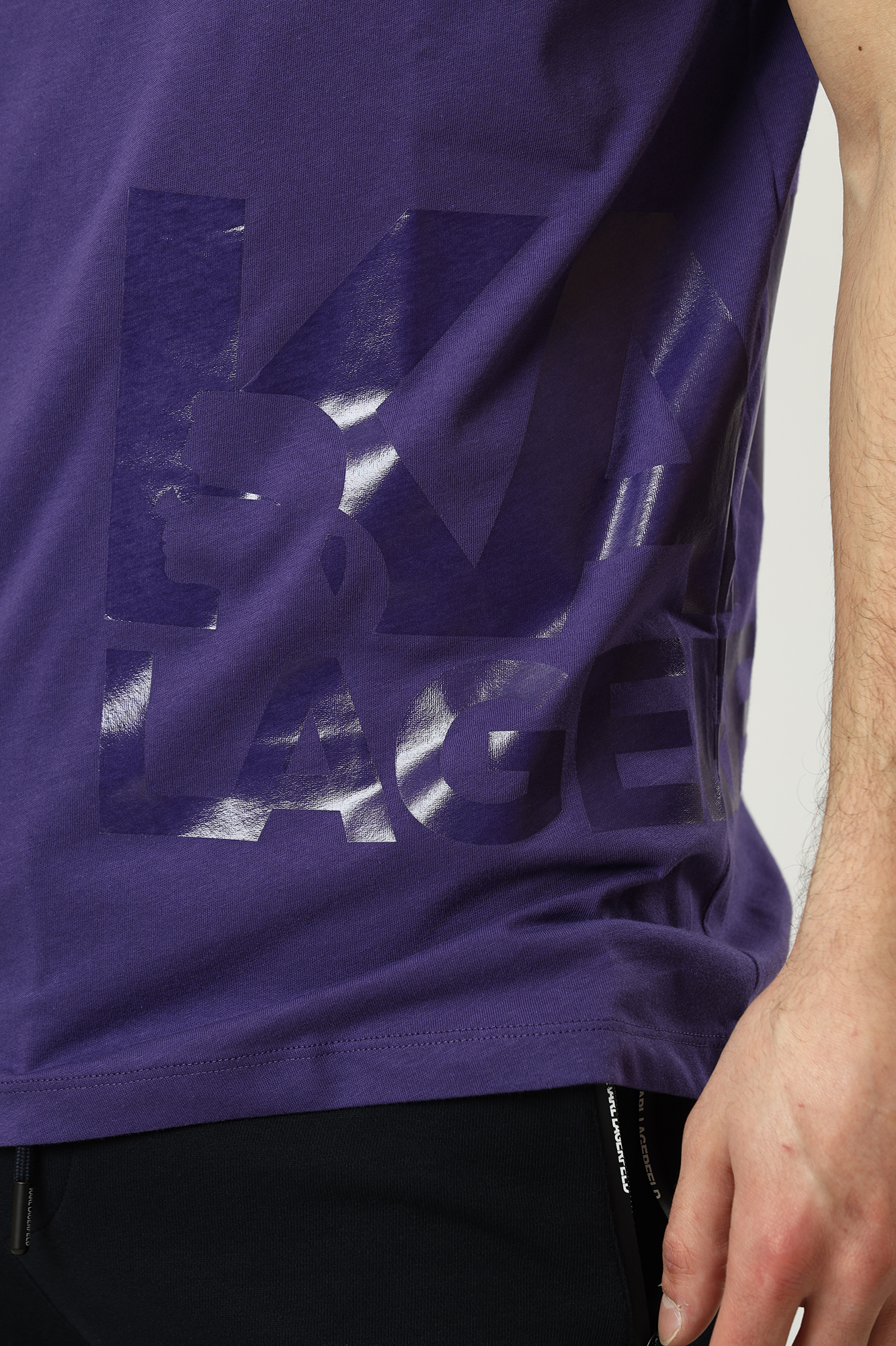 521224_755085 Футболка Karl Lagerfeld Фиолетовый