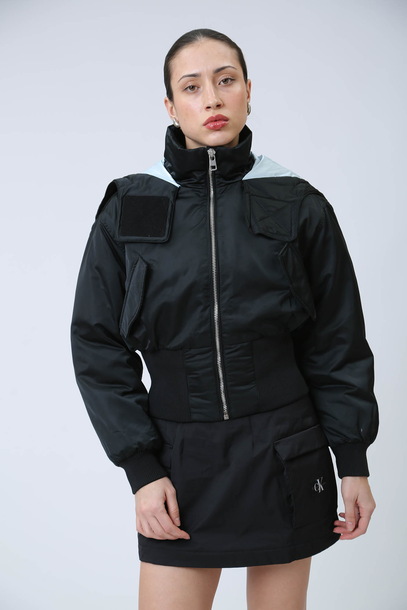 J20J222681 ветровка calvin klein jeans 