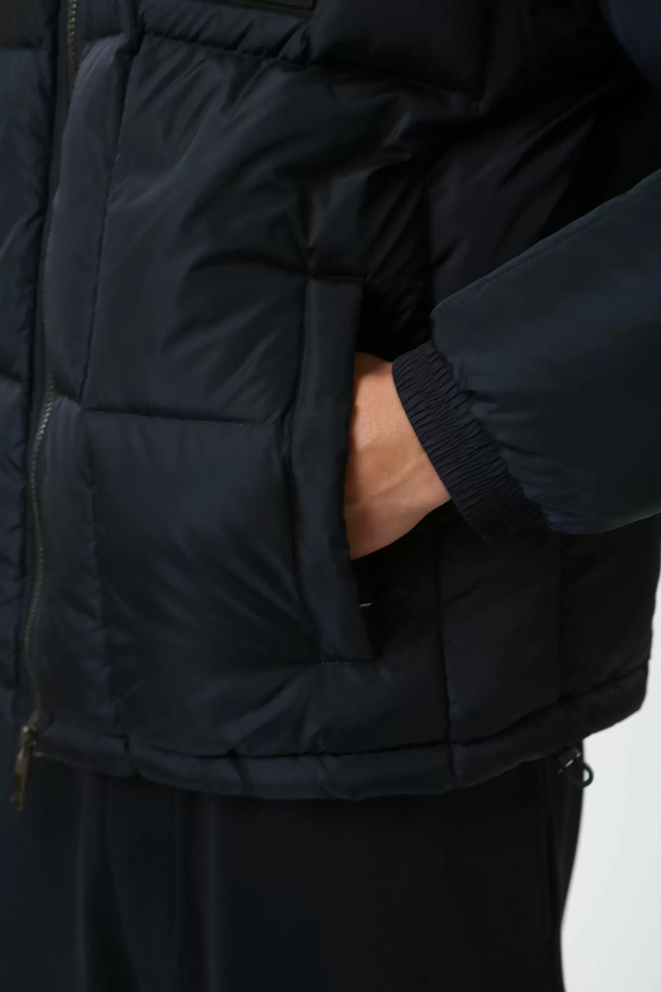 6DZB21_ZN4XZ Куртка пуховая Armani Exchange Синий