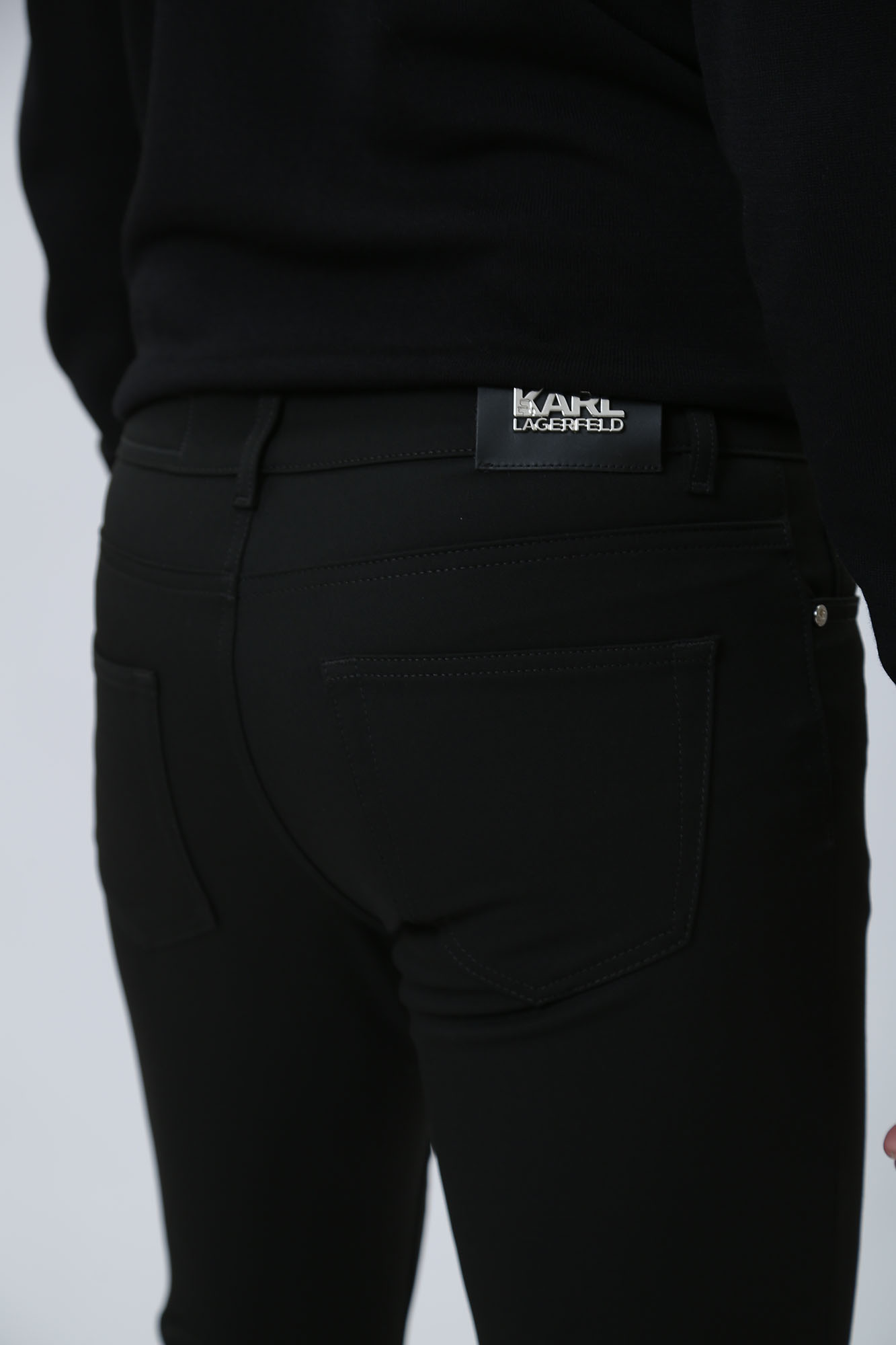 534815_265840 Брюки джинсовые Karl Lagerfeld Черный