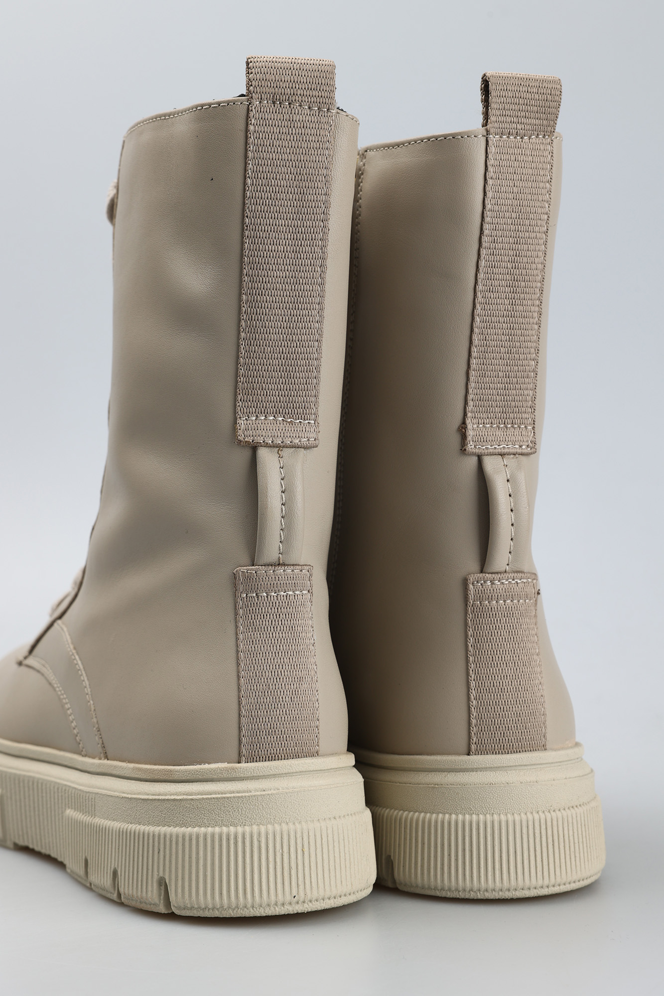 D26TZI00085C6 Ботинки Geox Молочный