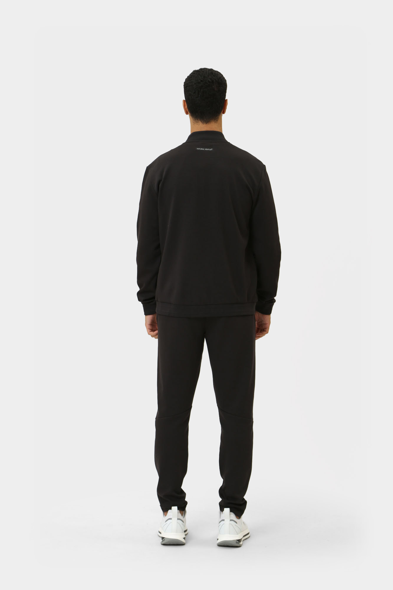 6DPV51_PJUWZ_1771 Комплект спортивный EA7 Черный