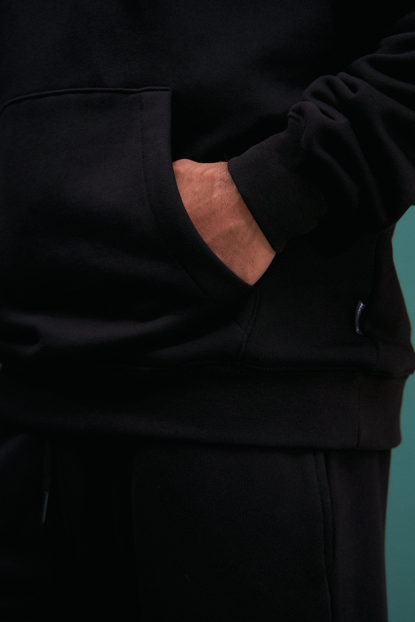 VM-232-20-037 Худи Van Mich Черный