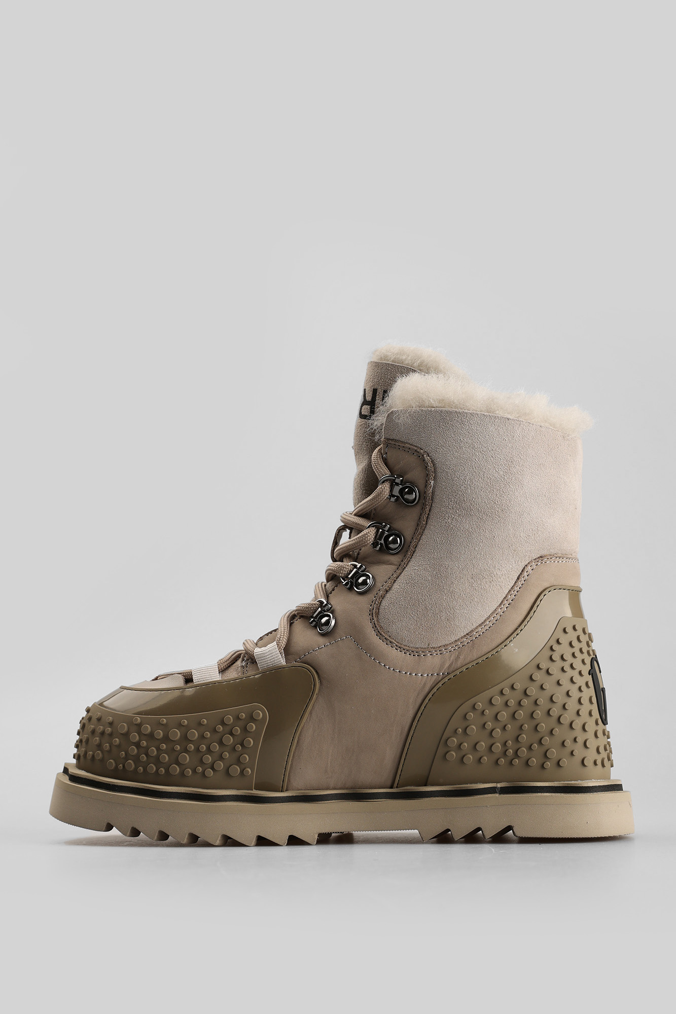 S02205-70 Ботинки Graciana Бежевый