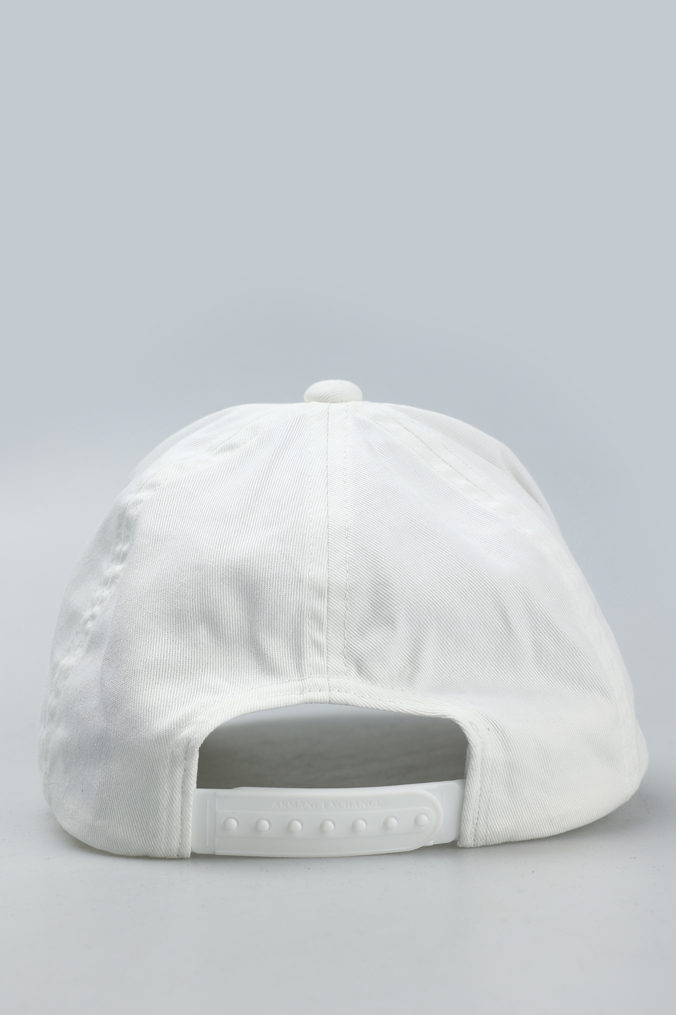 954047_CC811 Кепка Armani Exchange Белый