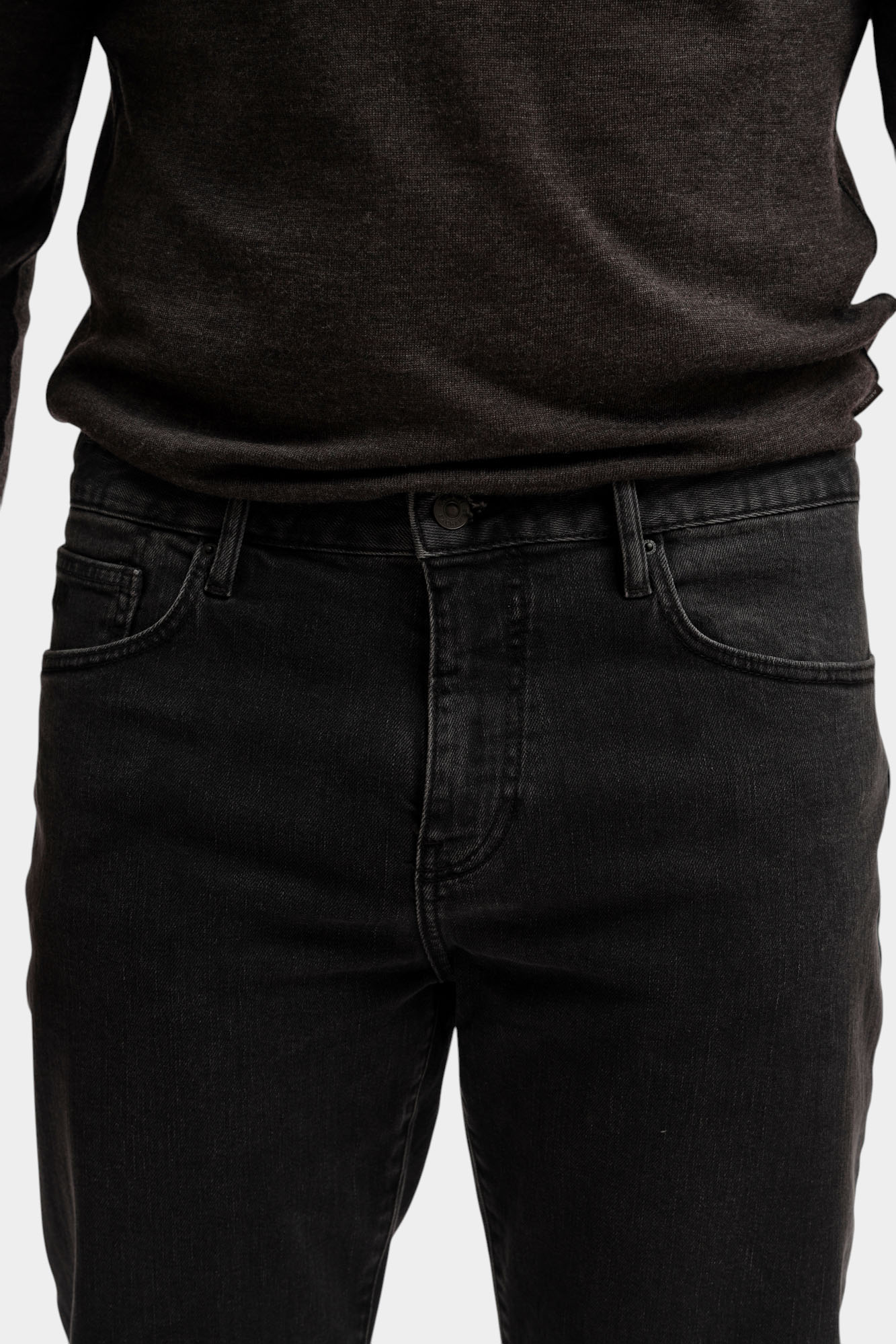 XM000049_AF14604 Джинсы Armani Exchange Серый