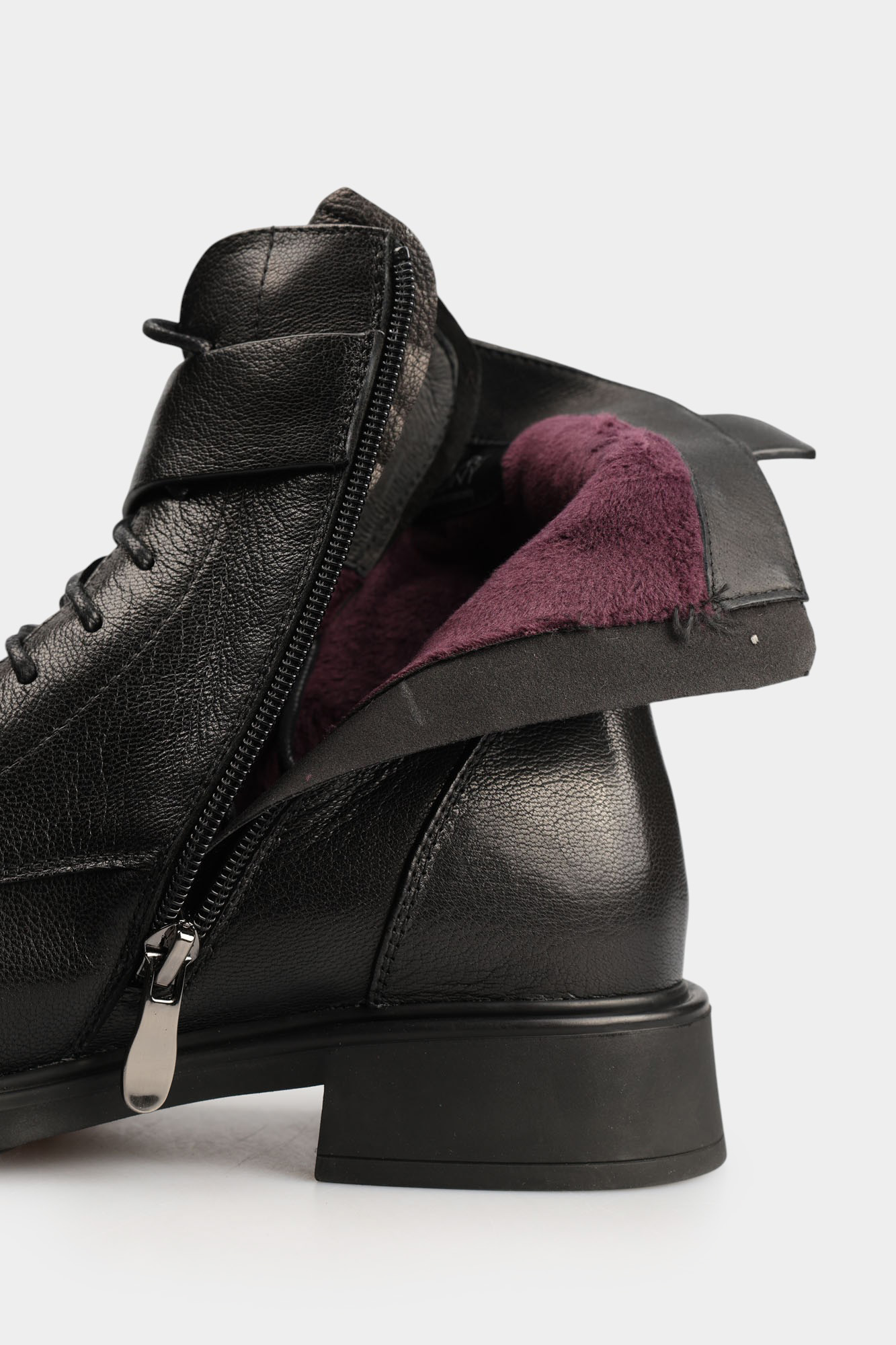 MCW019_02KB-BL Ботинки Marc Cony Черный