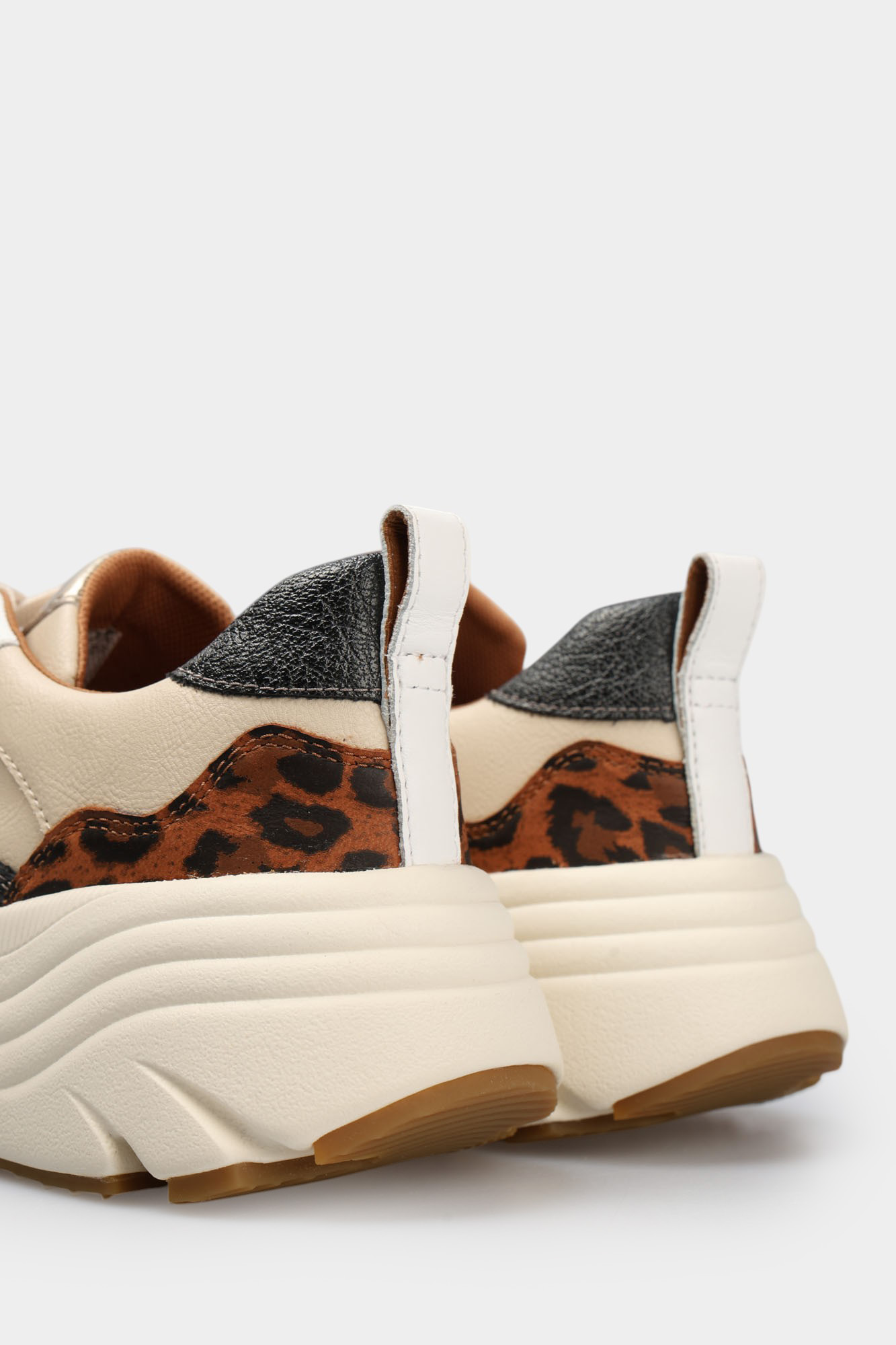 D36UFE05485C Кроссовки Geox Бежевый