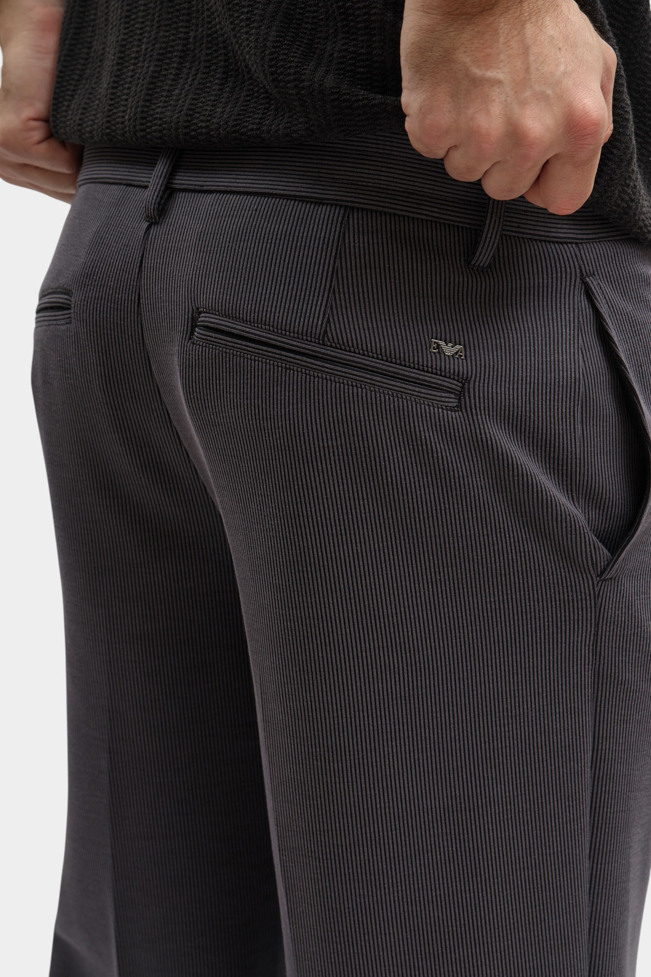 EM005397_AF21866 Брюки  Emporio Armani Черный