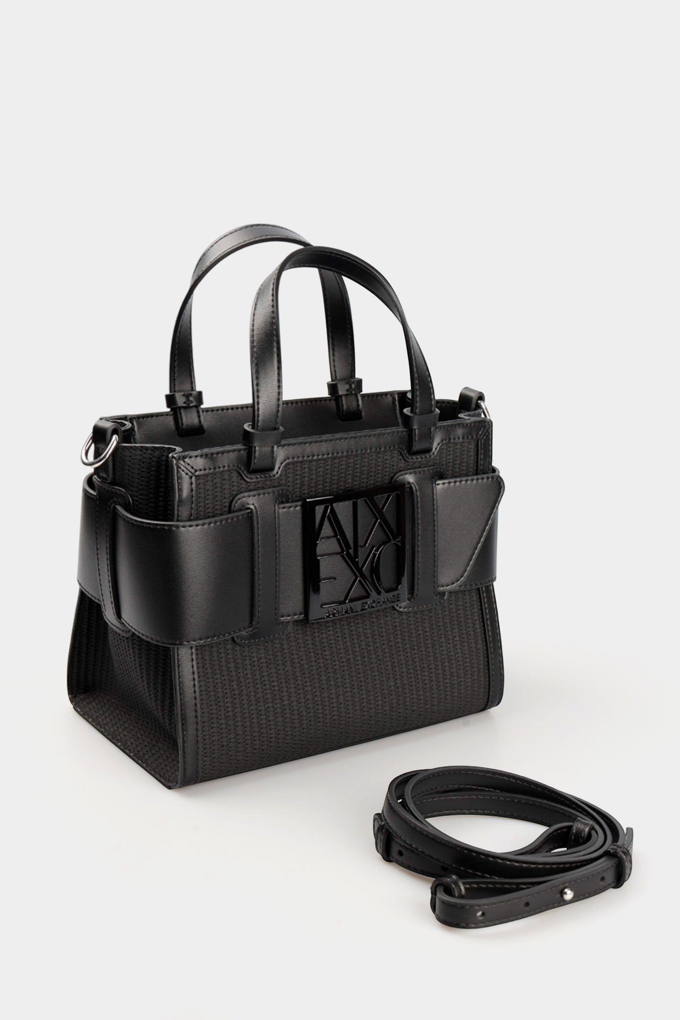 XW000392_AF13673 Сумка Armani Exchange Черный