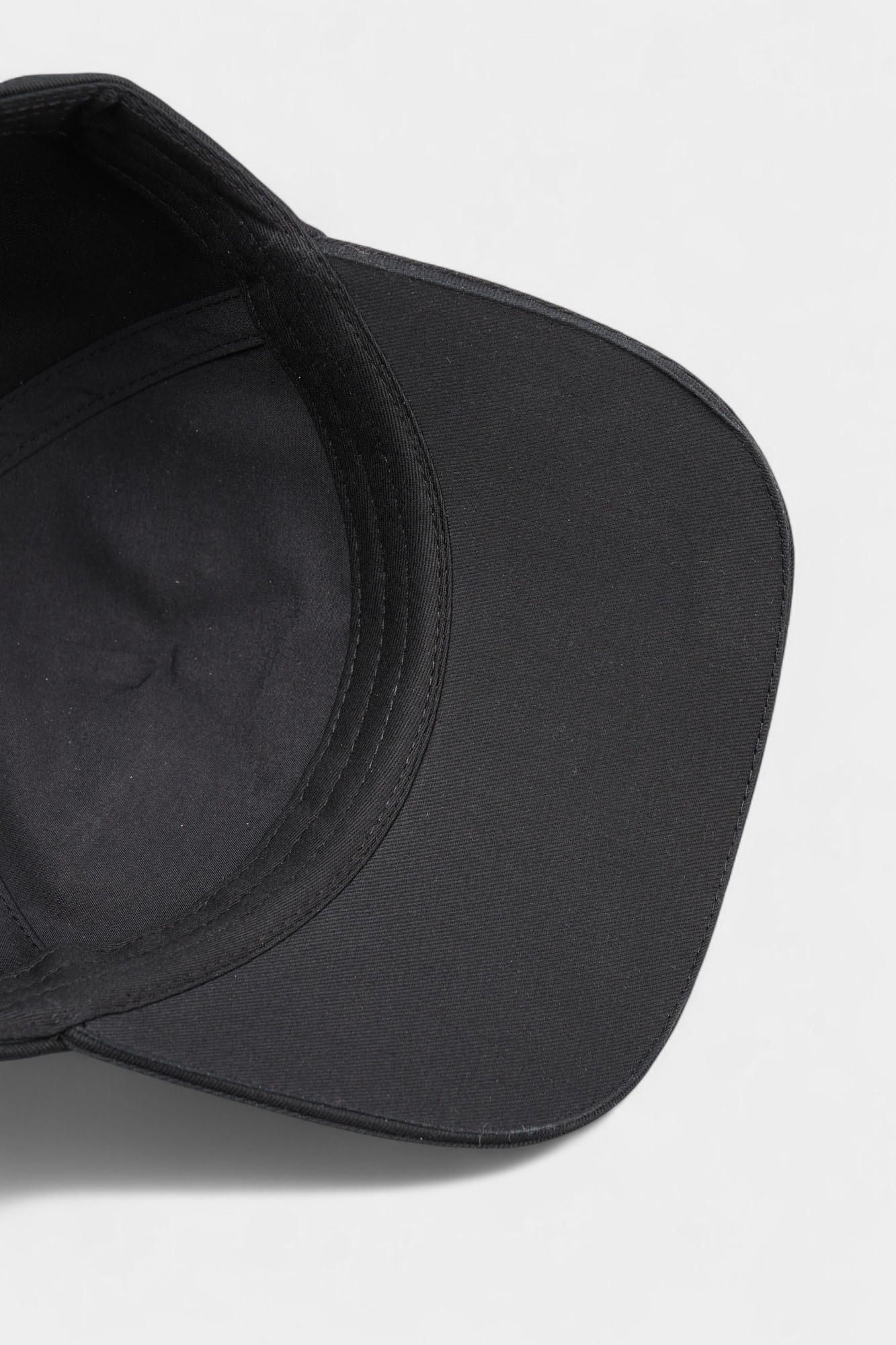 7X000052_AF1315 Кепка EA7 Черный