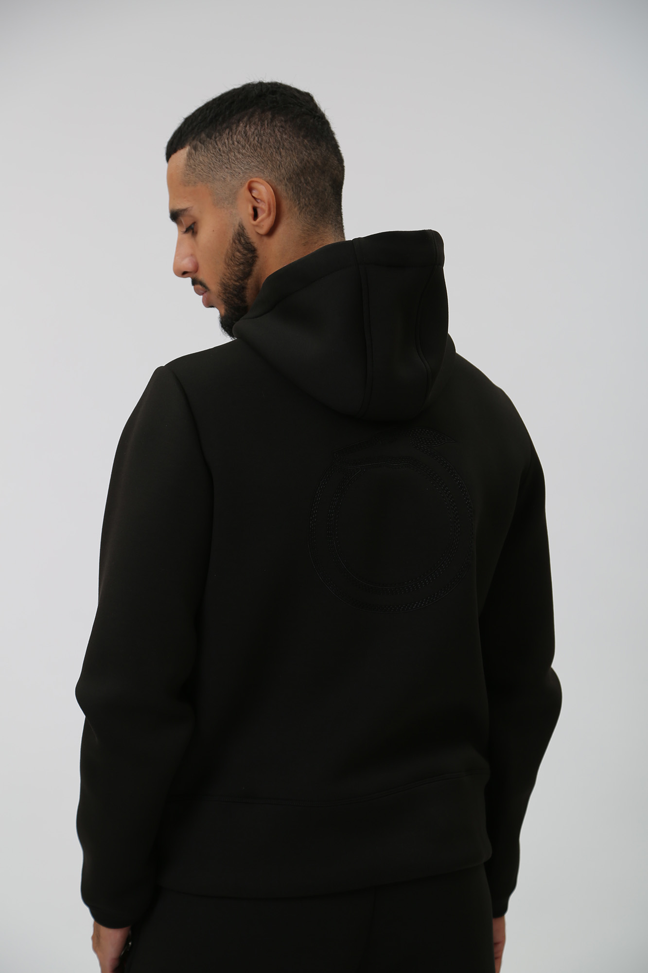 52F00339-1T006415 Худи Trussardi Черный