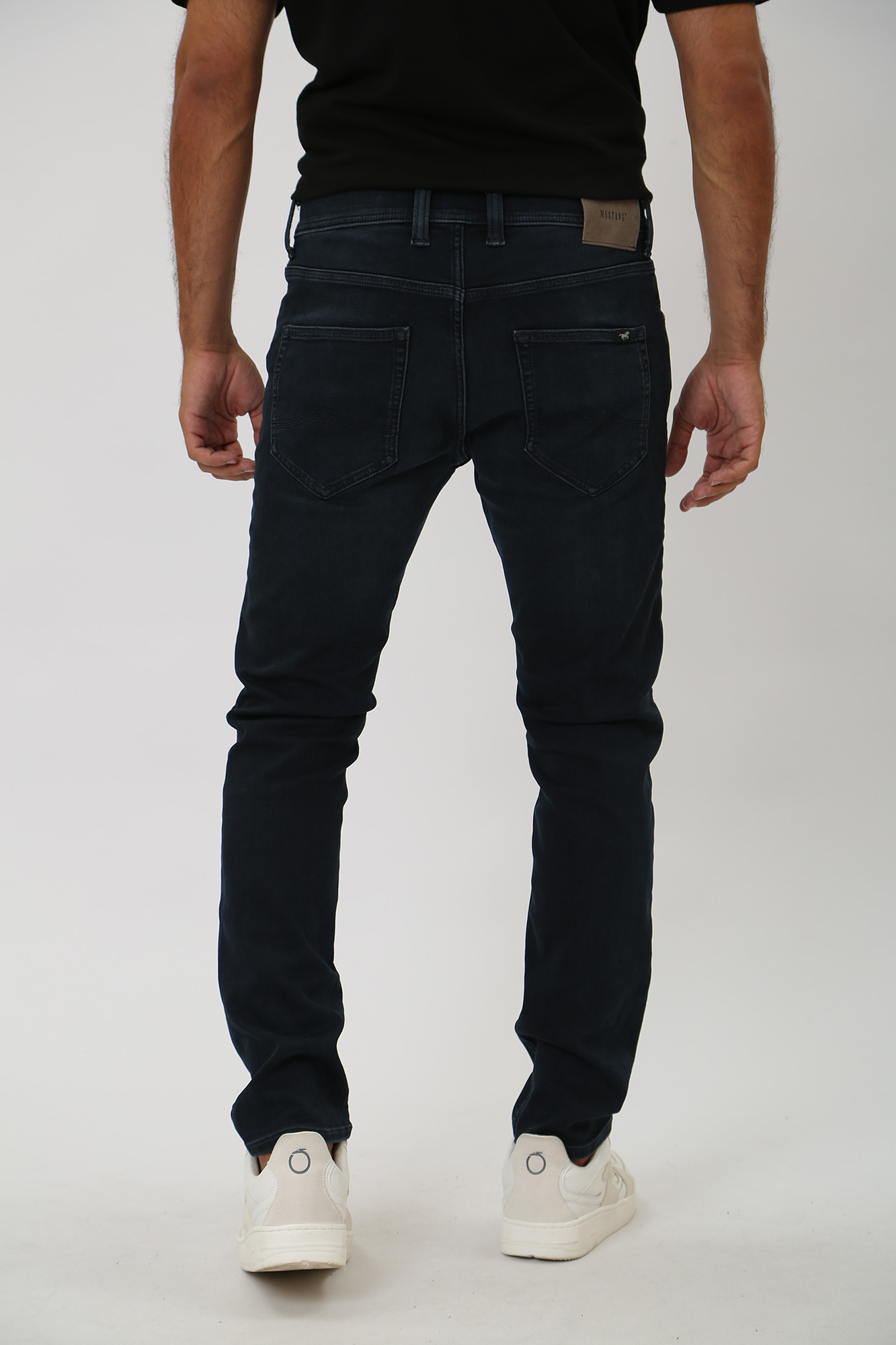 1013710-5000 Джинсы Oregon Slim K  Mustang Черный