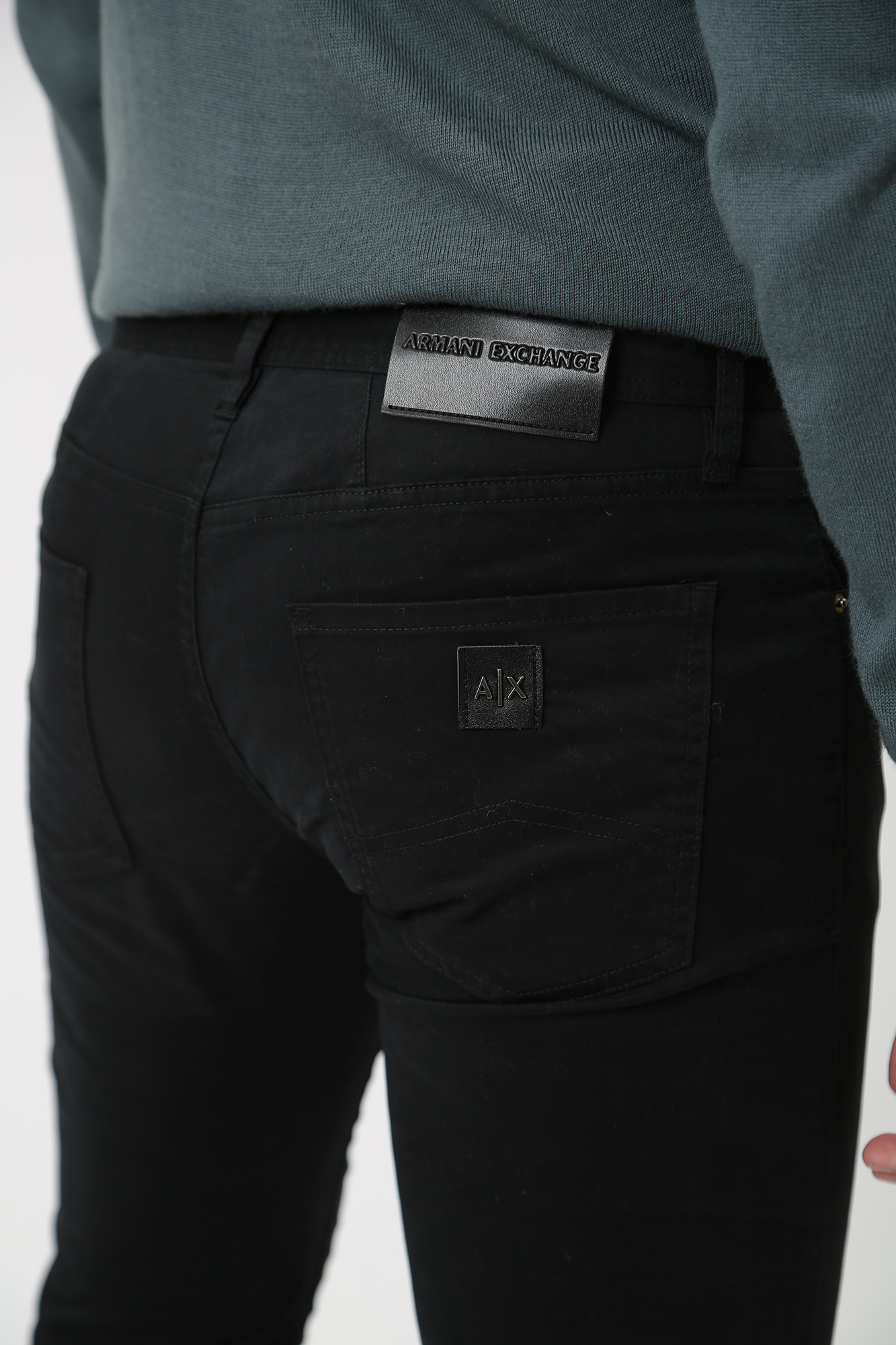 6RZJ13_ZN2LZ Брюки 5-карманные Armani Exchange Черный