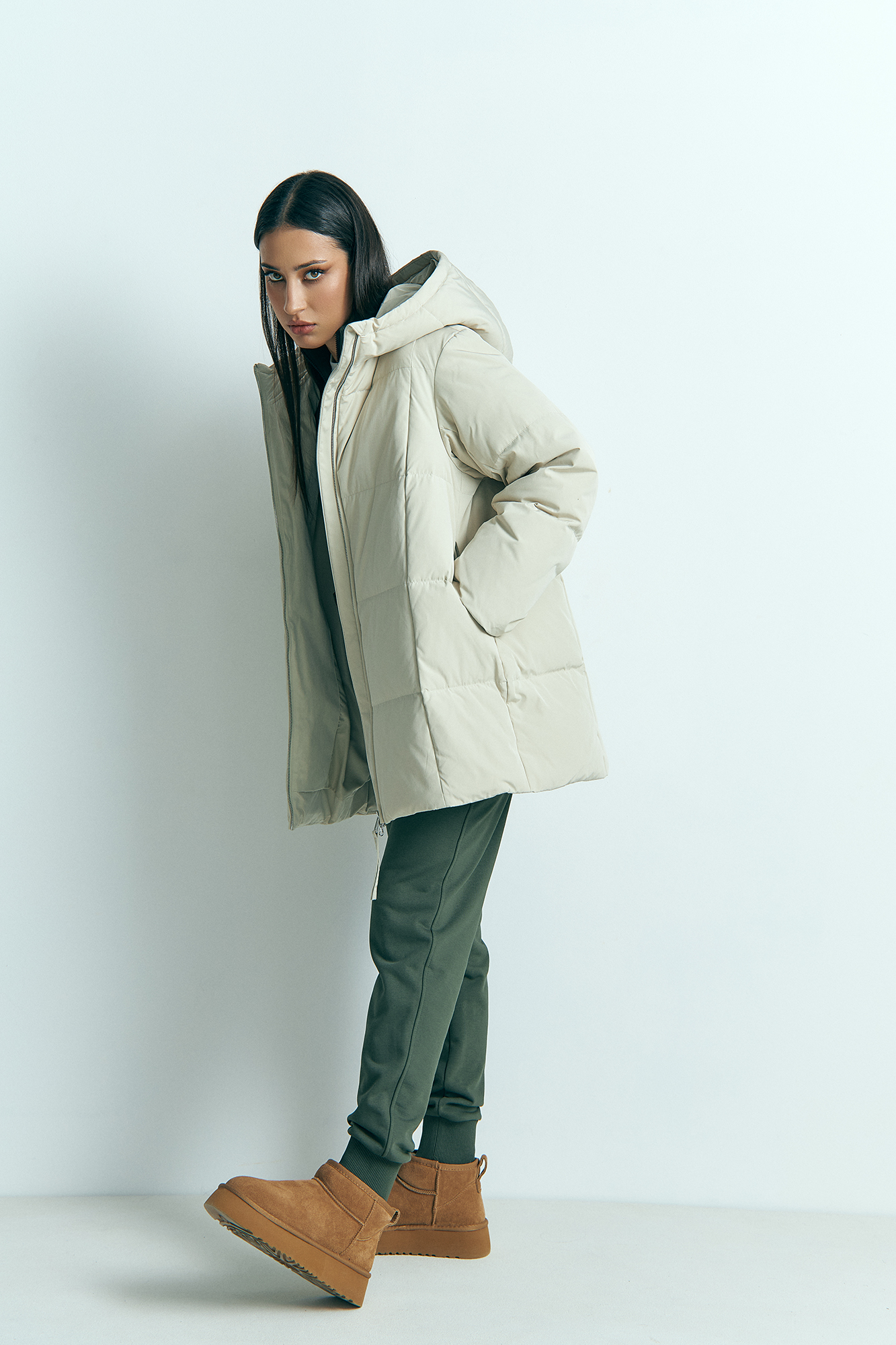 W-232-PLO-2245 пуховик the hills 