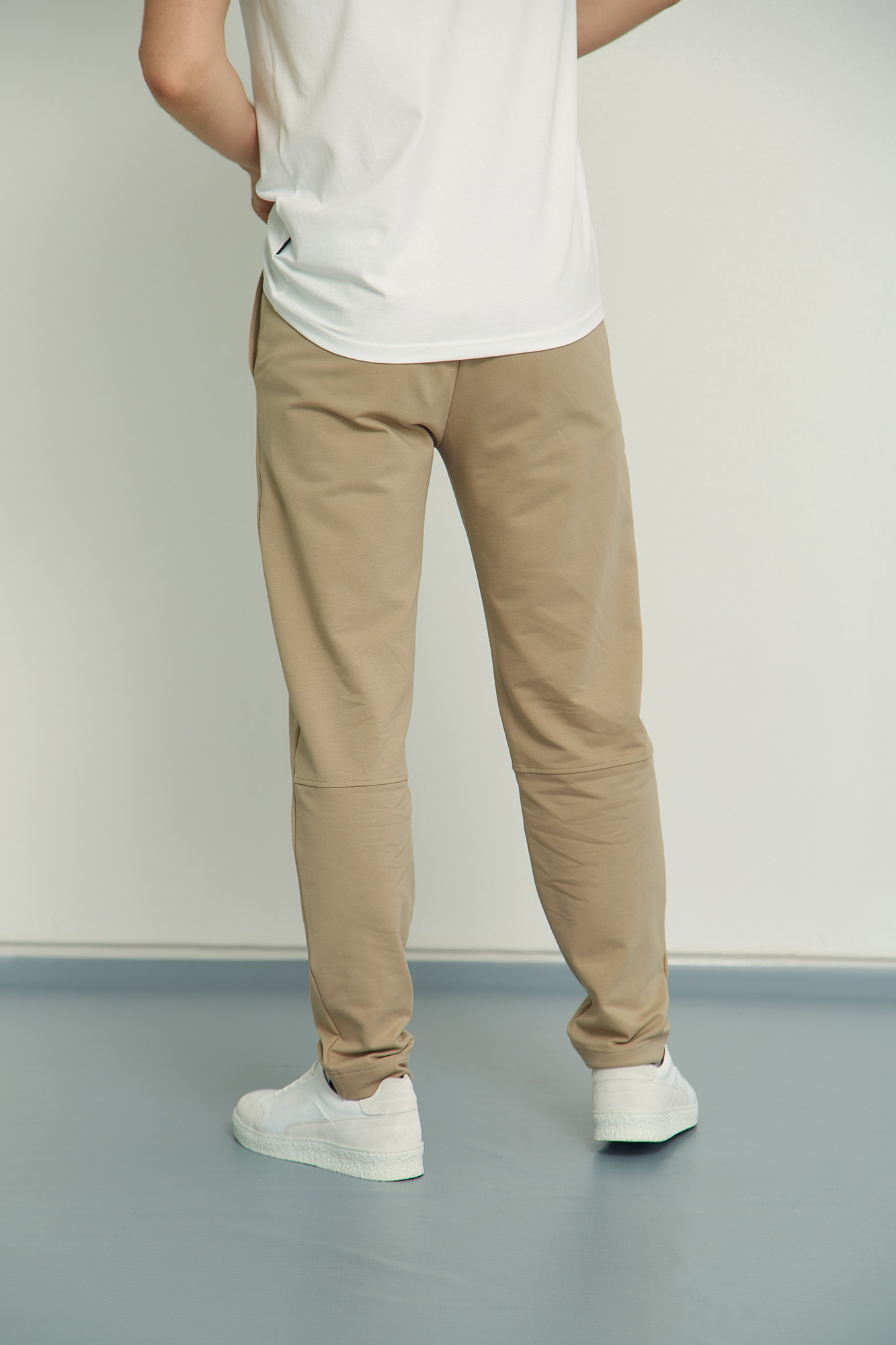 M-221-11-3339 Брюки спортивные The Hills Бежевый