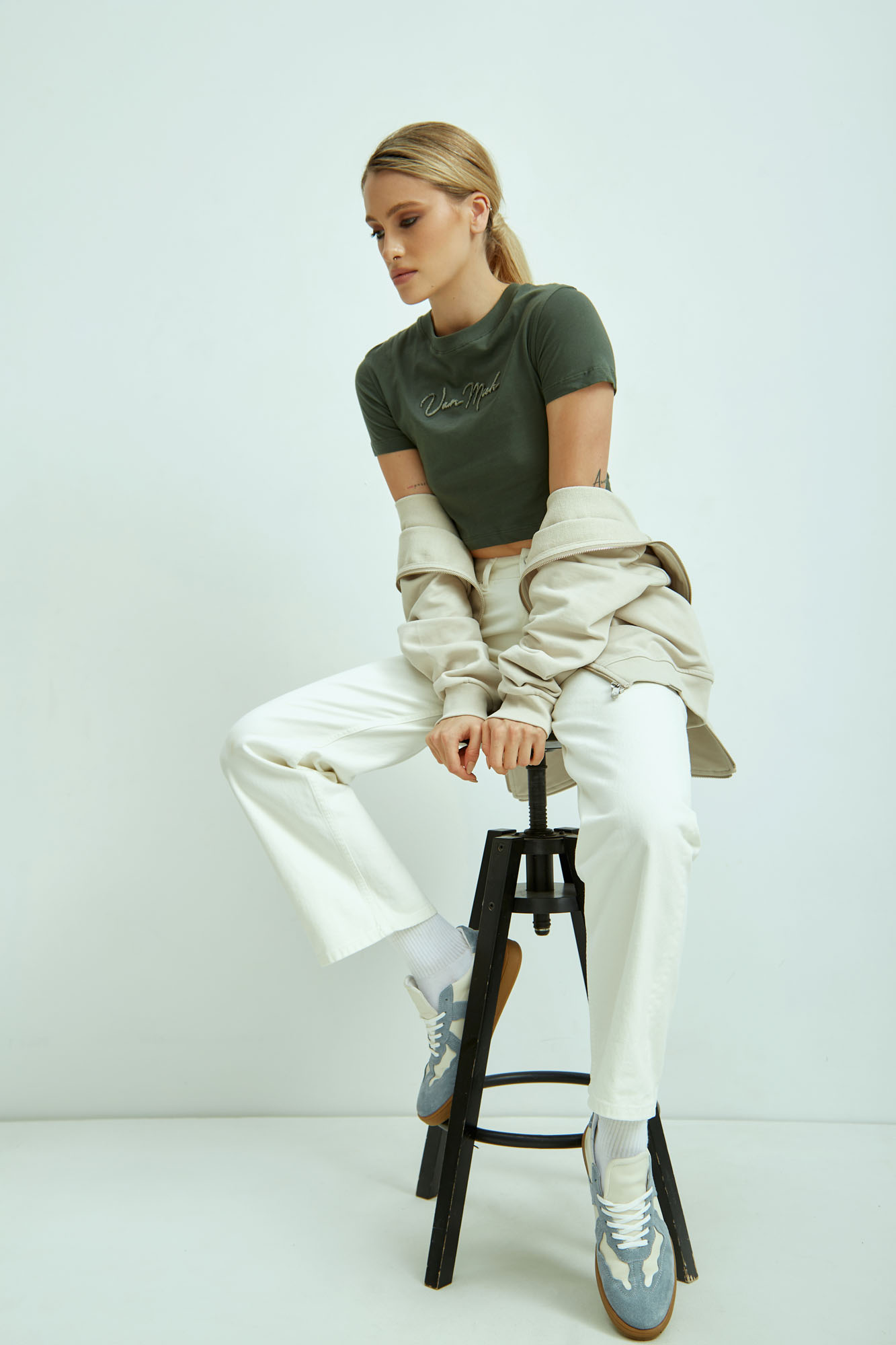 VW-FAT-22-059 кроп-топ van mich 