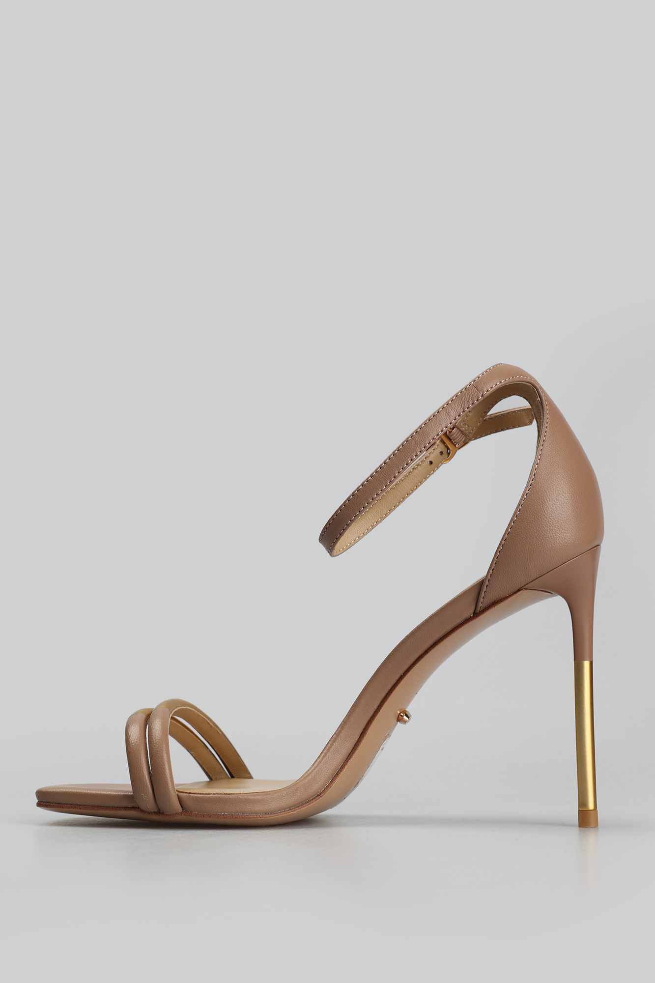 20136-105 Босоножки Graciana Бежевый