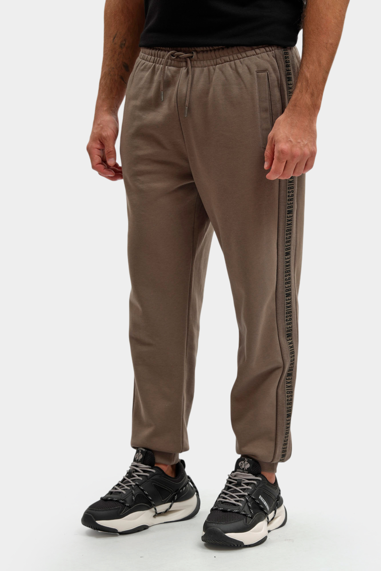 BMF1484 Брюки спортивные Bikkembergs Коричневый