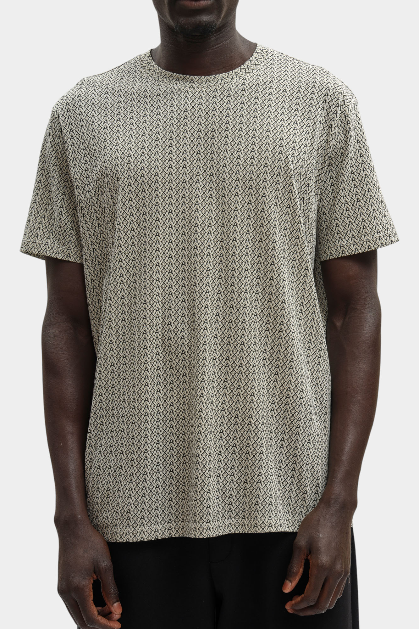 XM001798_AF10356 Футболка Armani Exchange Бежевый