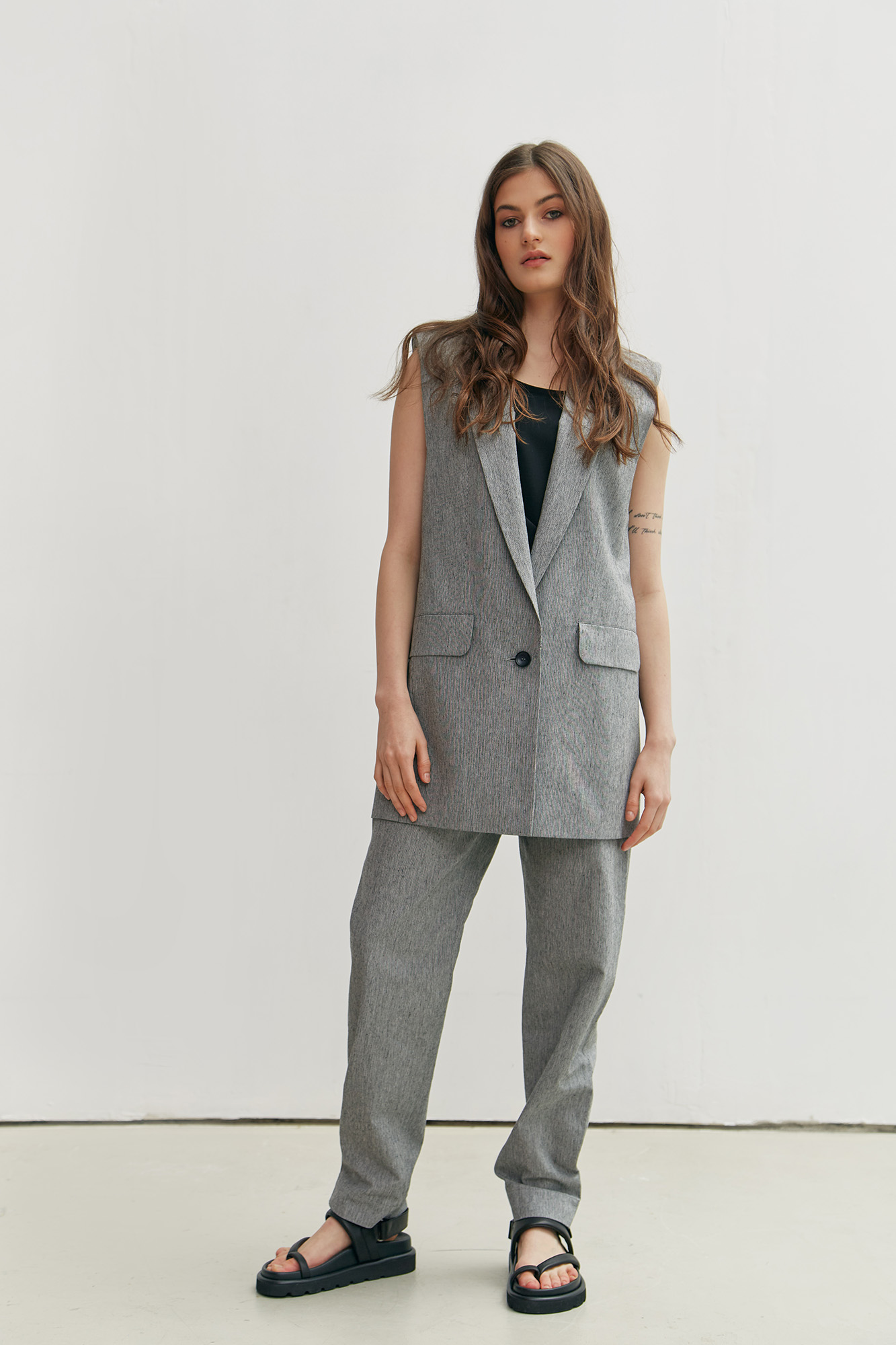 W-231-TH-56-3454 жилет the hills 