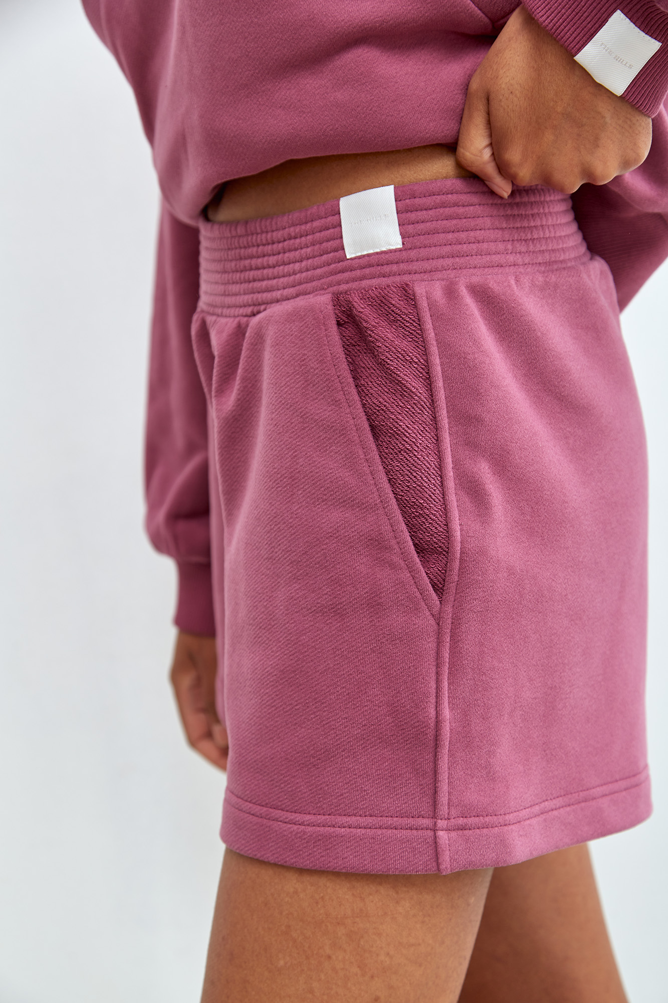 W-231-THT-20-0088 шорты спортивные the hills 