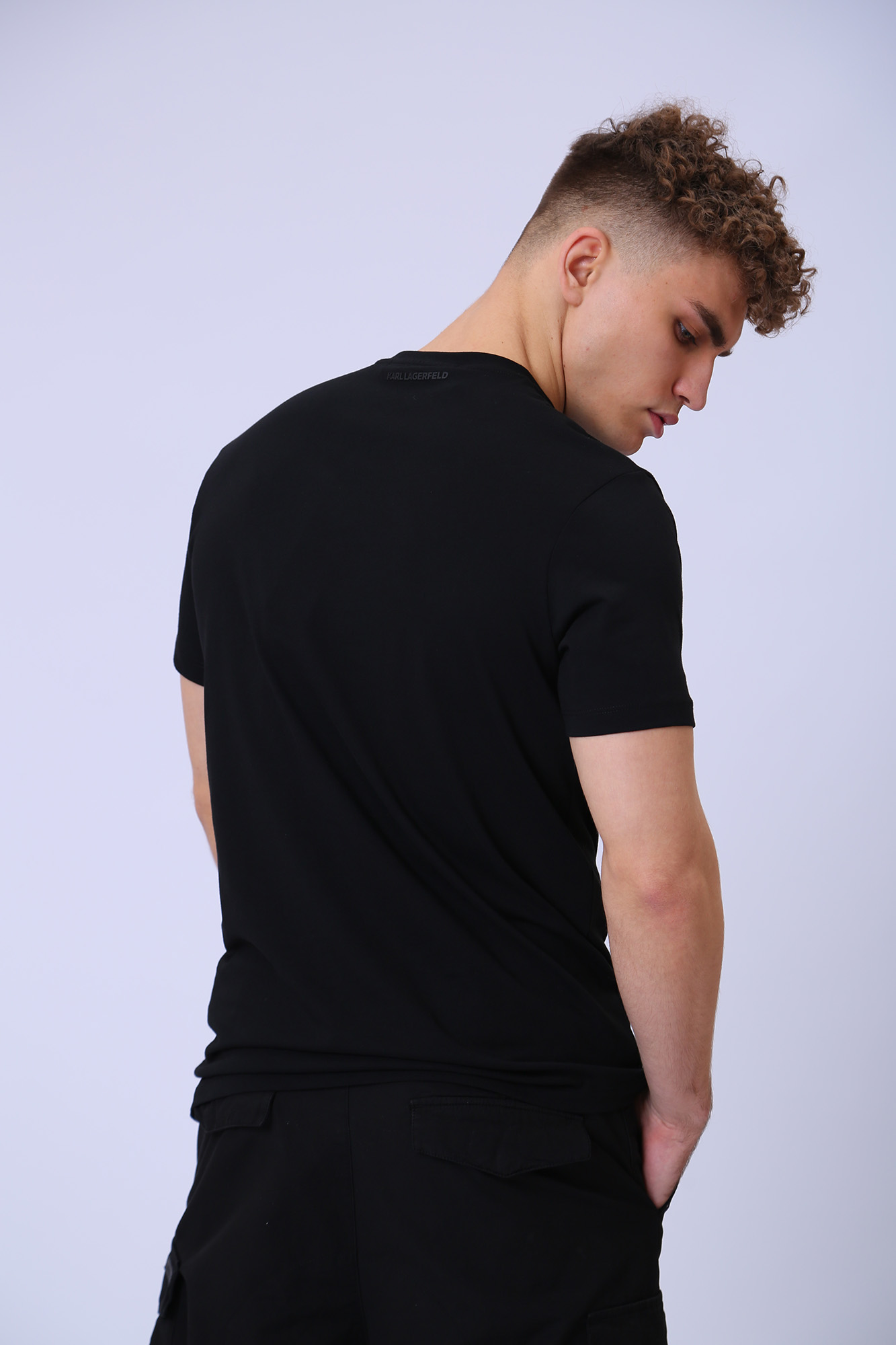 531224_755400 Футболка Karl Lagerfeld Черный
