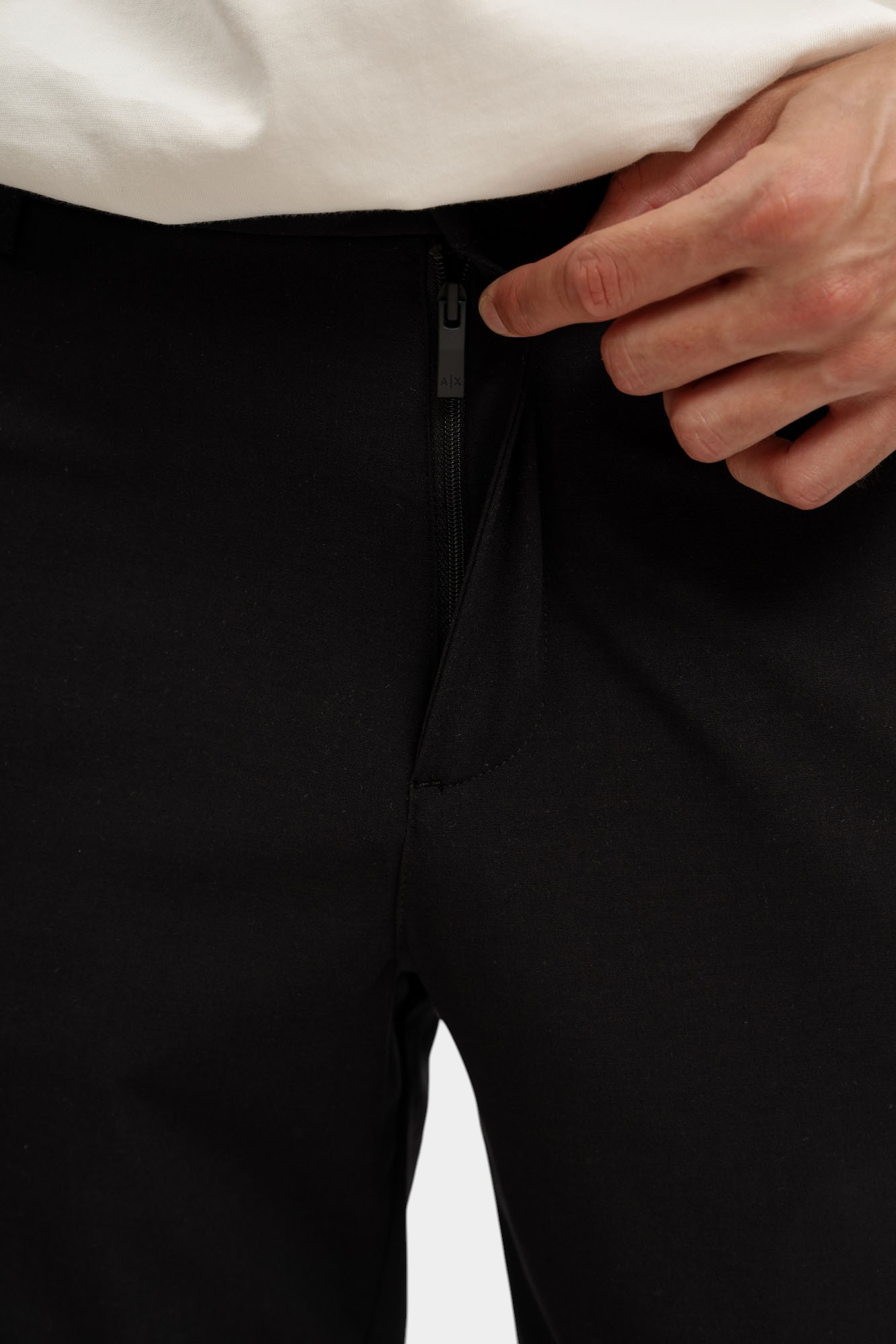 XM000346_AF10897 Брюки Armani Exchange Черный