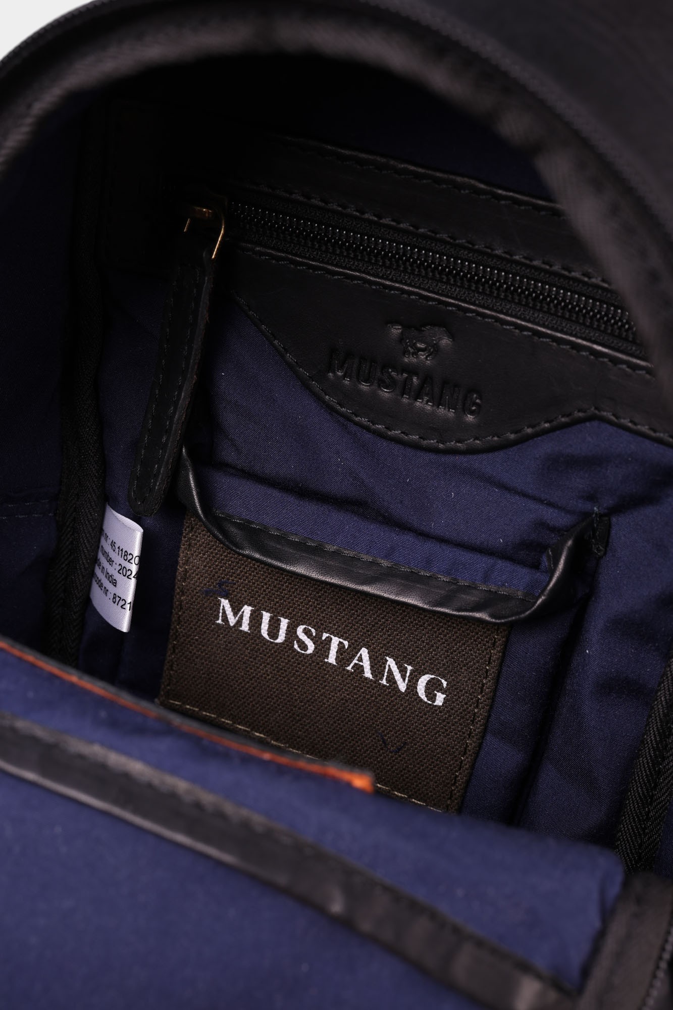 45.1182 Сумка Mustang Черный