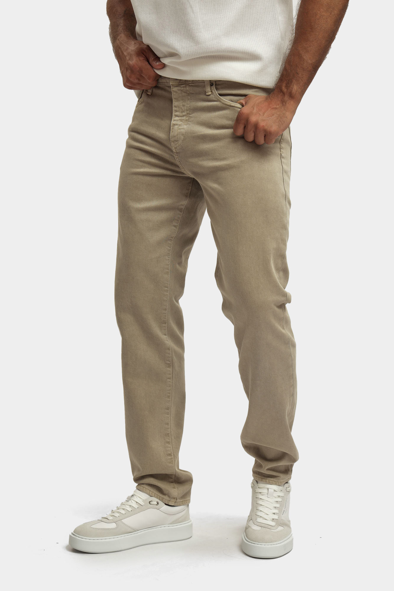 XM000049_AF13099 Джинсы Armani Exchange Бежевый