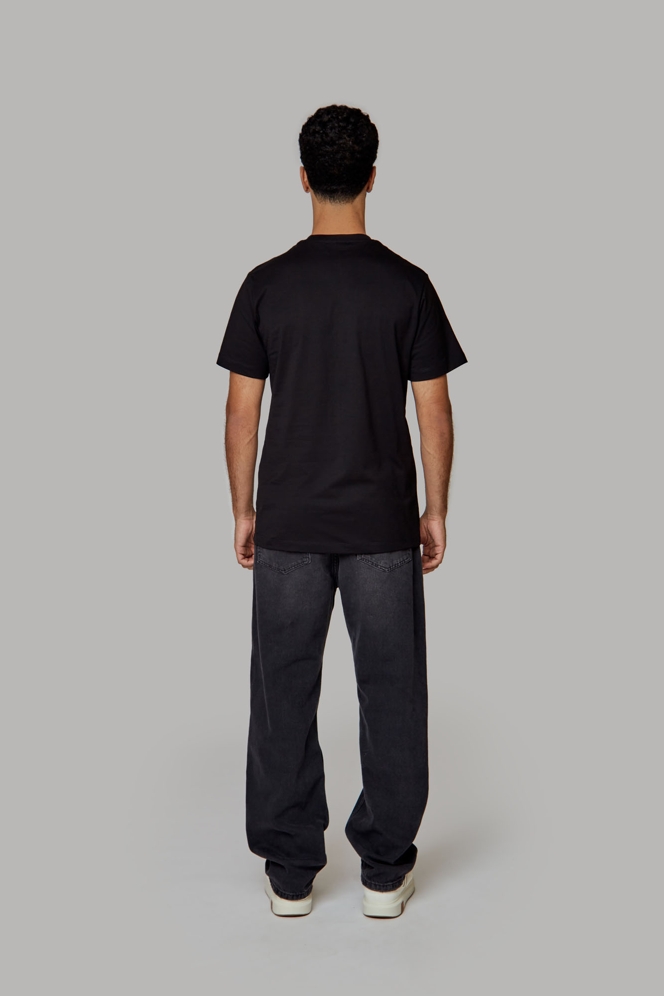 VM-ERK-22-320 Футболка Van Mich Черный