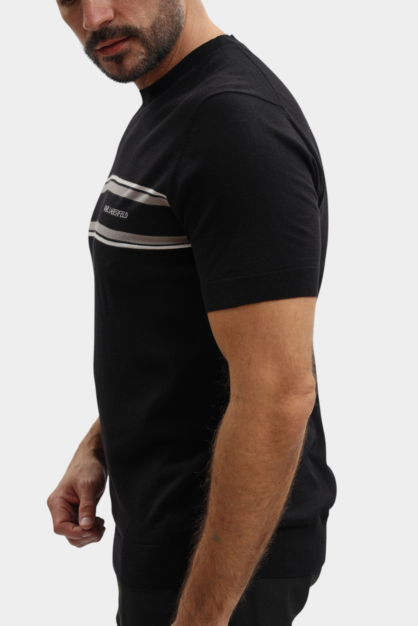 561302_655010 Футболка Karl Lagerfeld Черный