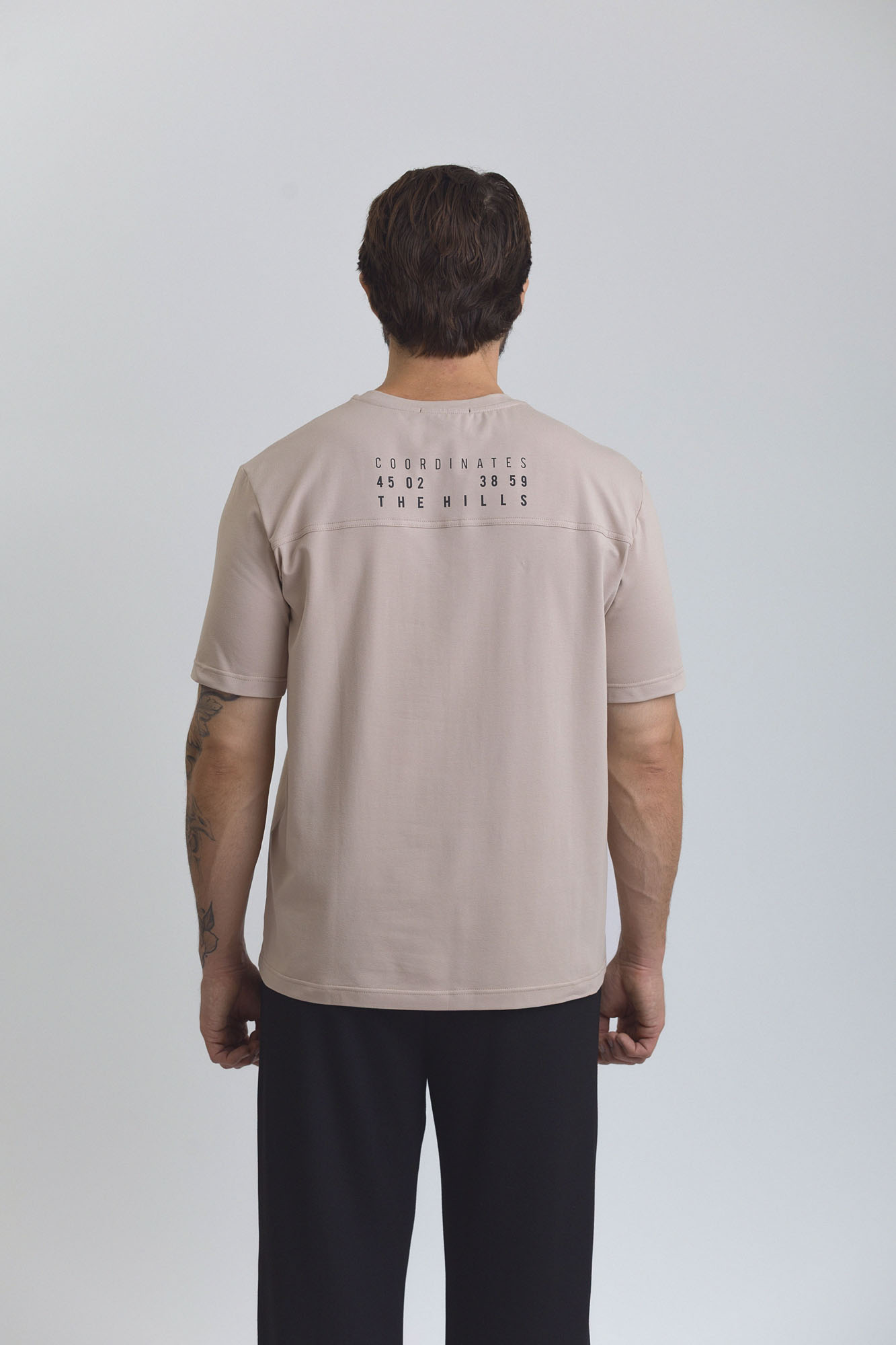 M-252-THT-22-2205 Футболка The Hills Бежевый