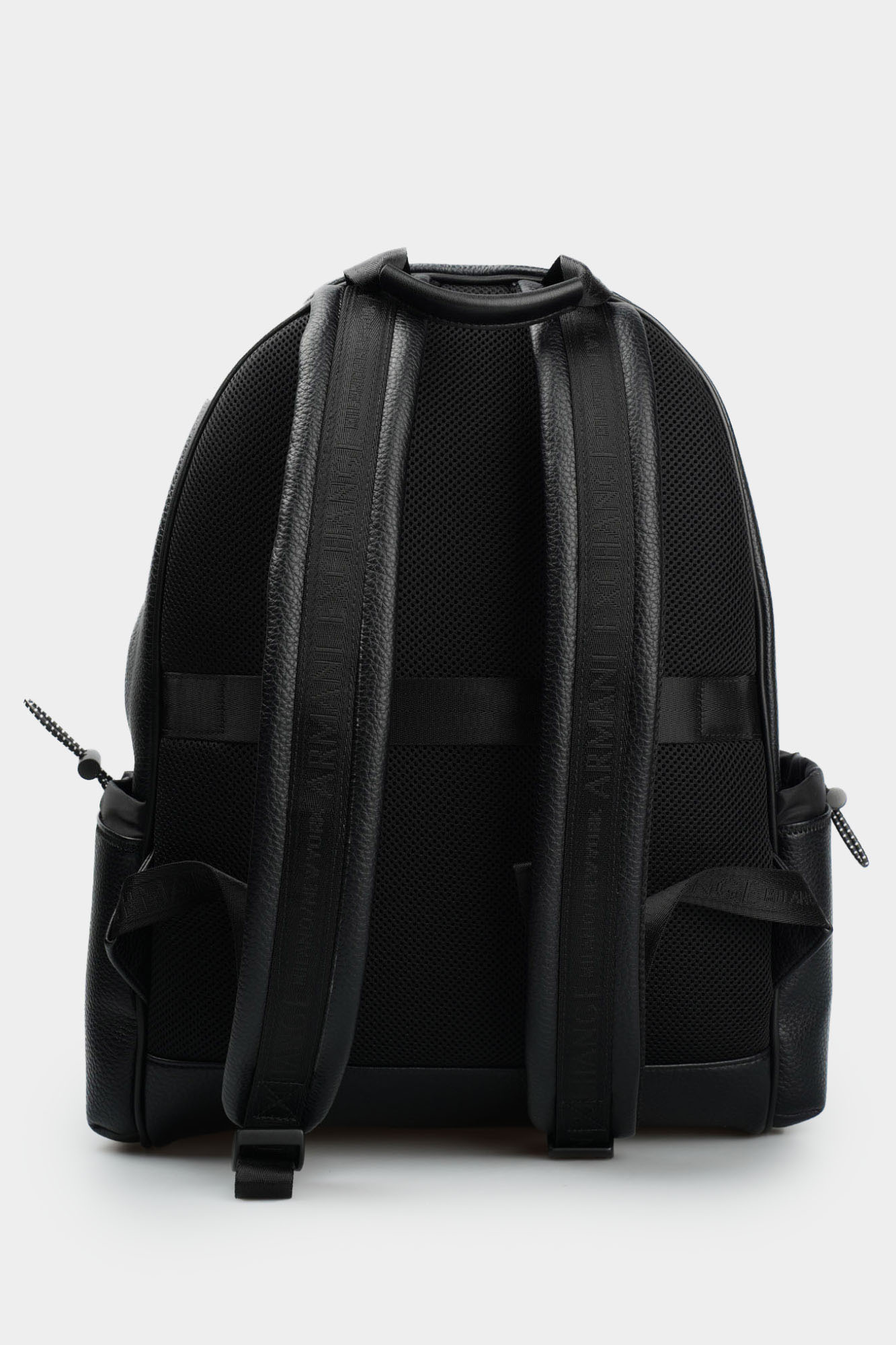 XM000151_AF11931 Рюкзак Armani Exchange Черный